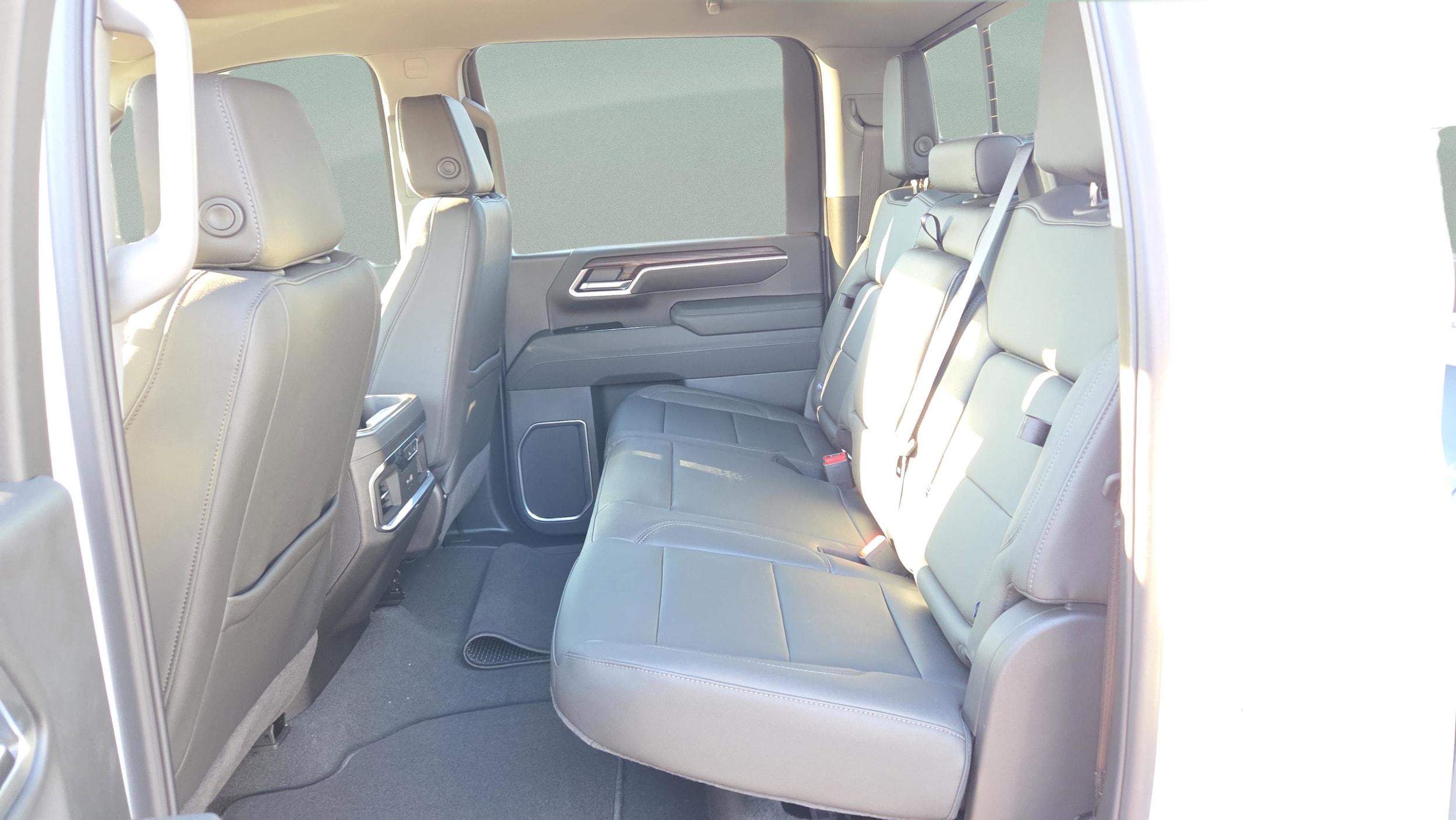 2026 GMC Sierra 2500HD SLT - Photo 24