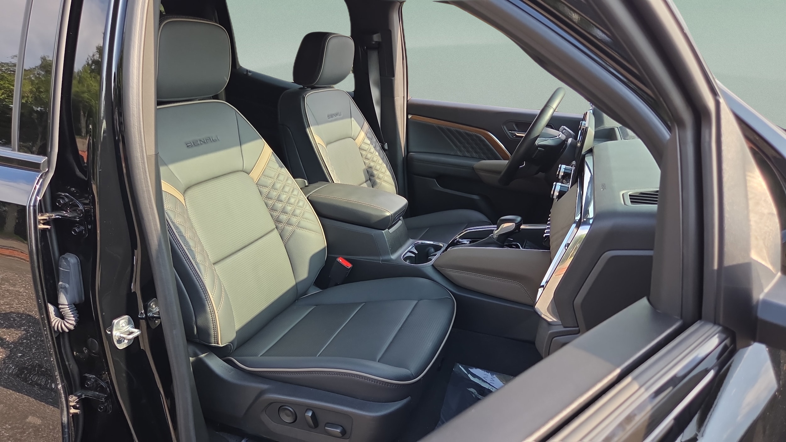 2024 GMC Canyon Denali - Photo 15