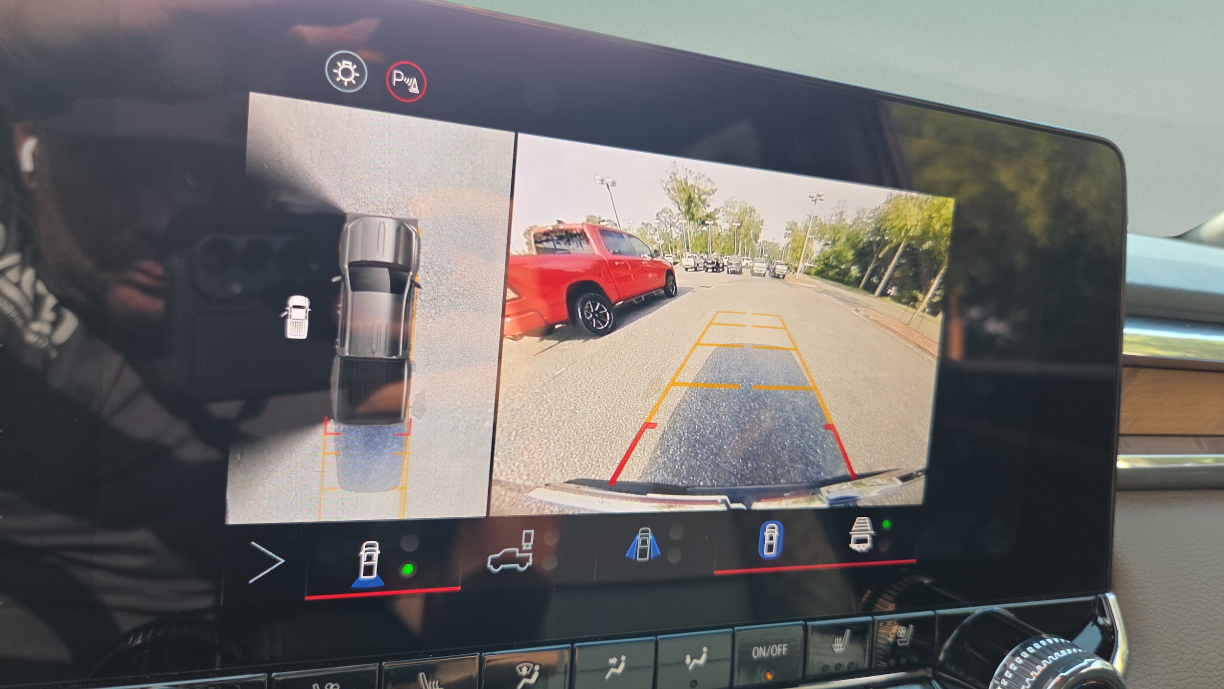 2024 GMC Canyon Denali - Photo 19