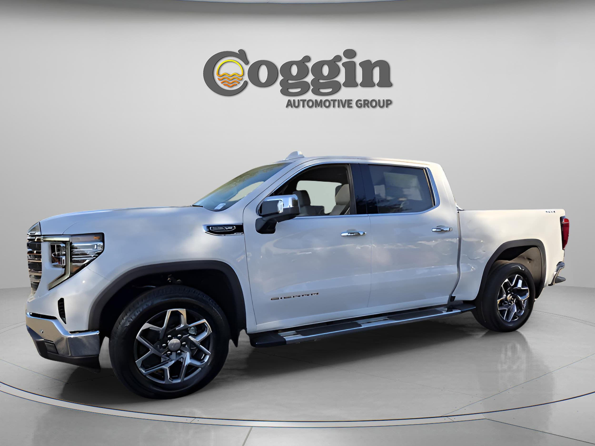 2026 GMC Sierra 1500 SLT's photo