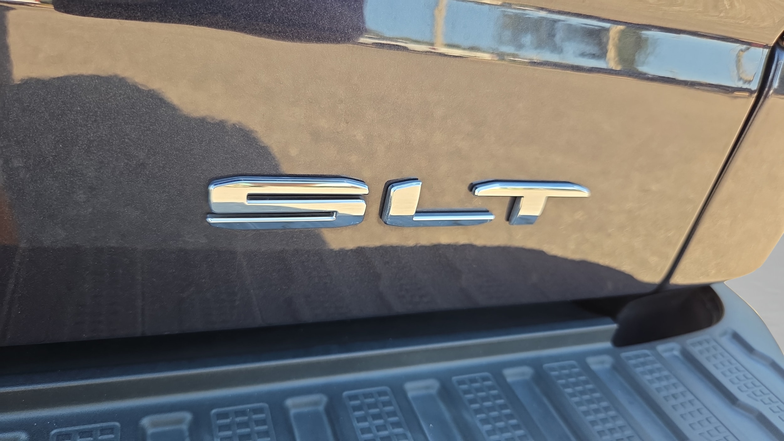 2023 GMC Sierra 1500 SLT - Photo 35