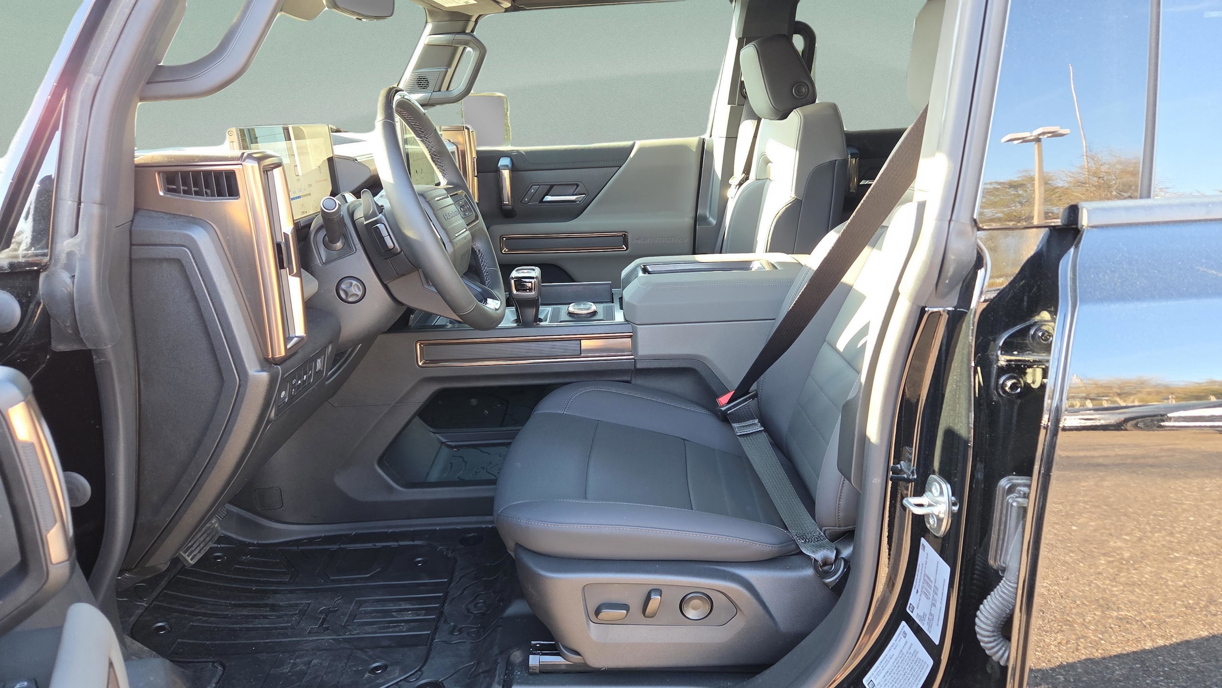 2025 GMC HUMMER EV 3X - Photo 26