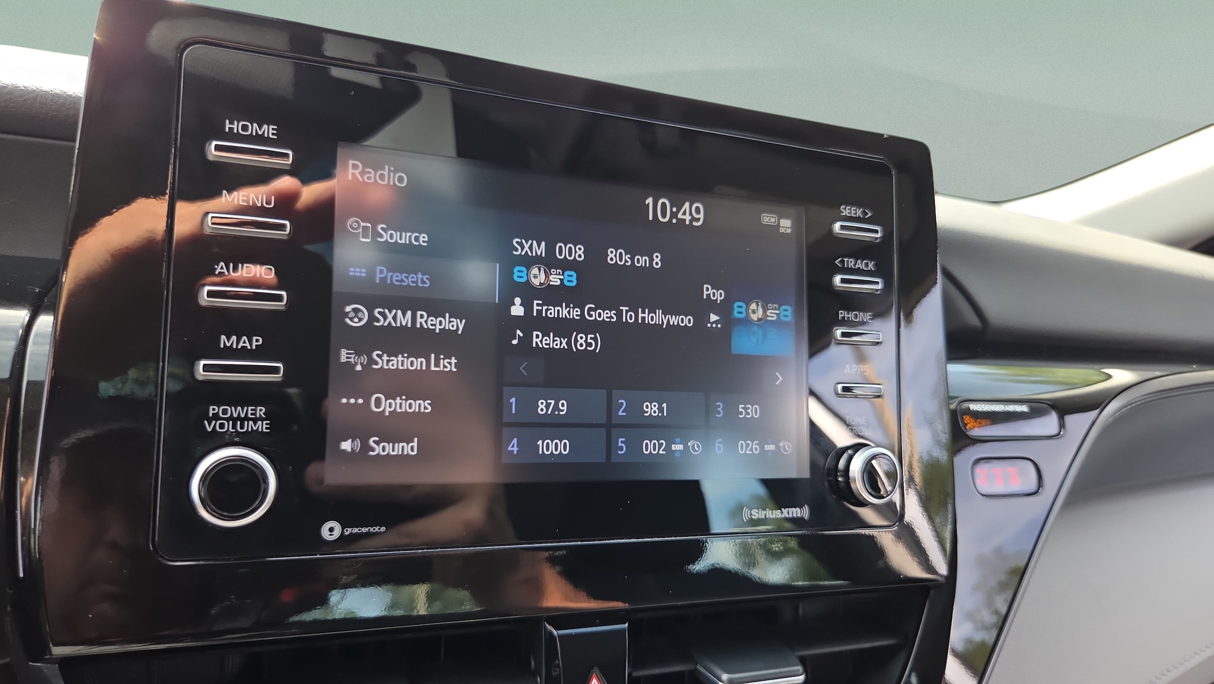 2024 Toyota Camry LE - Photo 18
