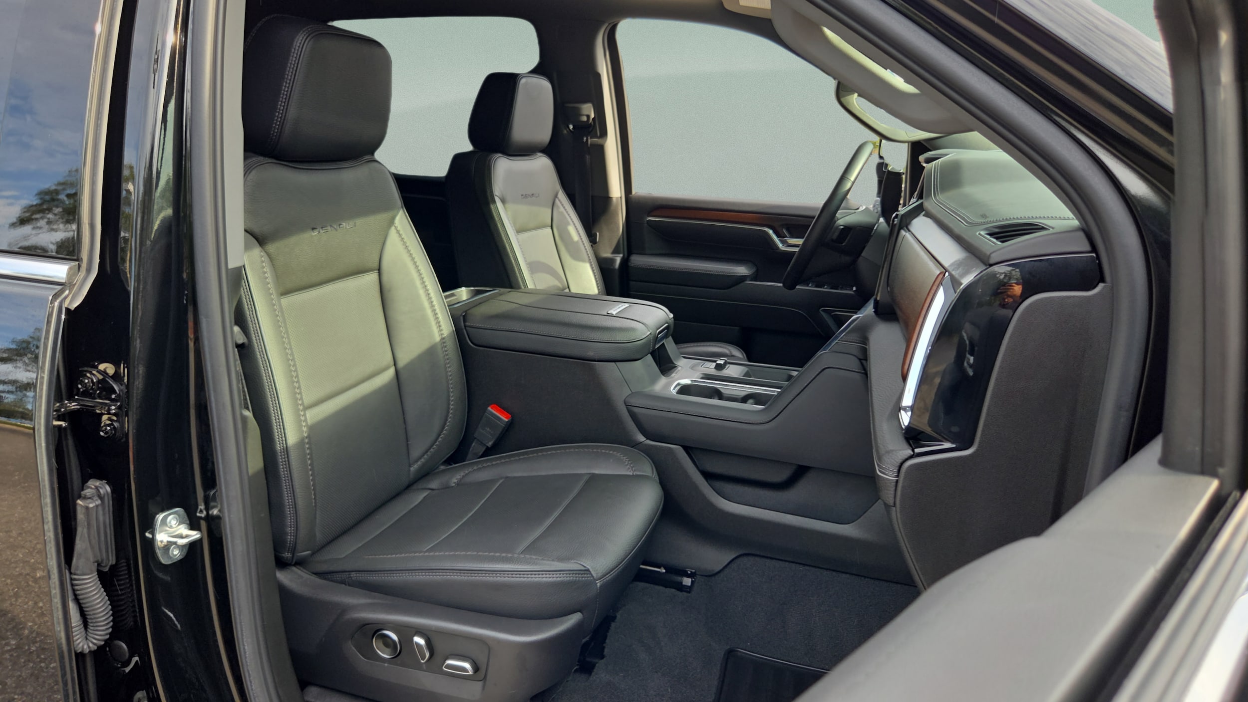 2025 GMC Sierra 2500HD Denali - Photo 21
