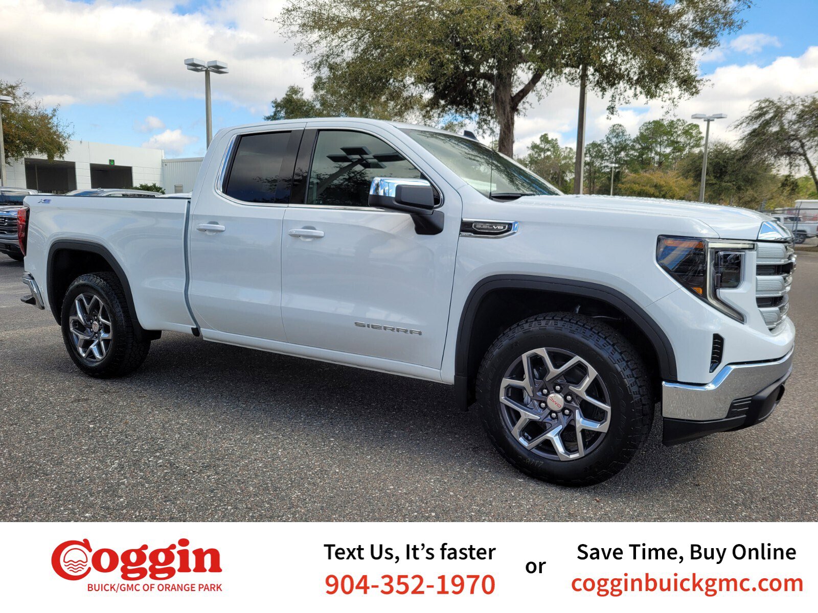 2025 GMC Sierra 1500 SLE's photo