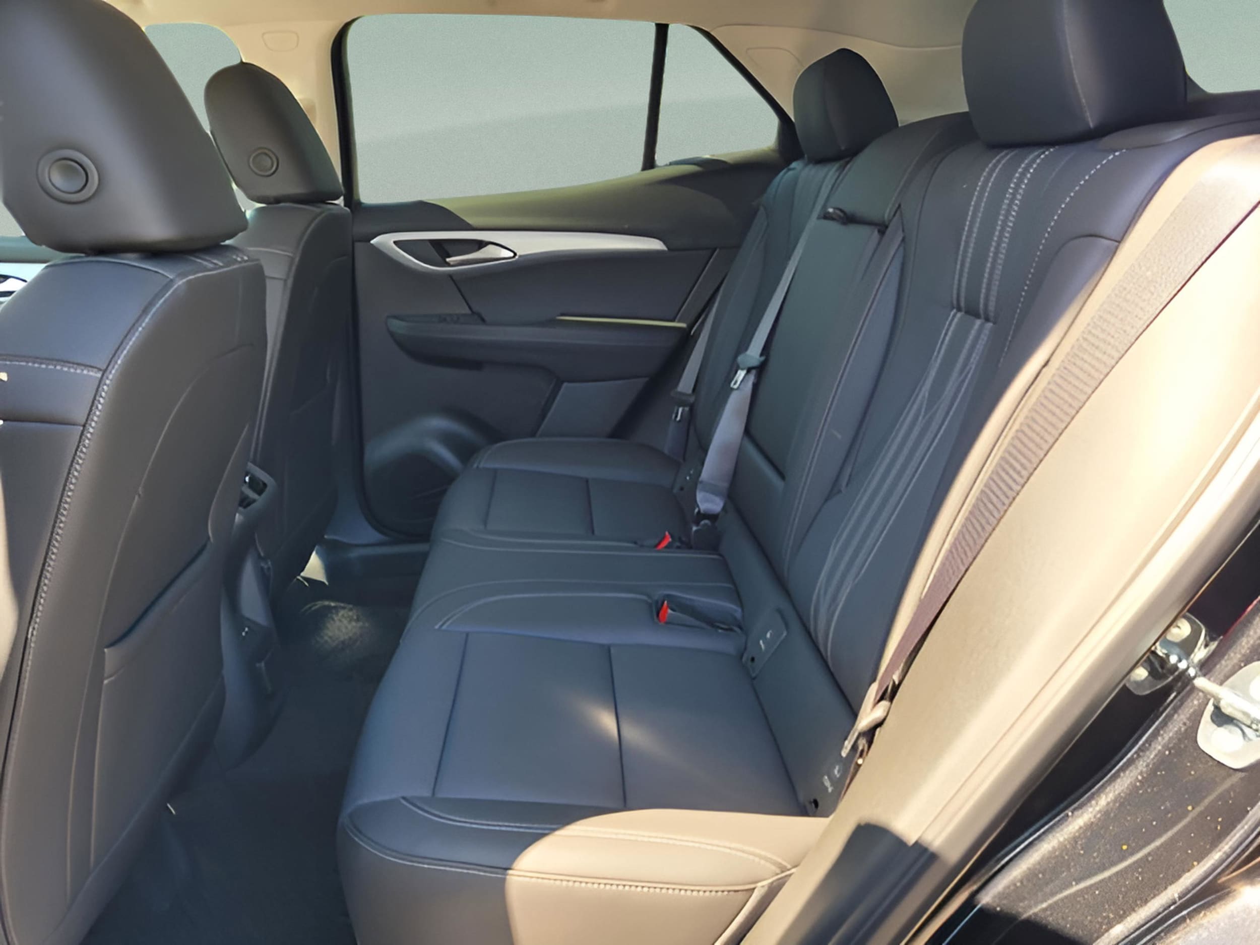 2025 Buick Envision Avenir - Photo 30