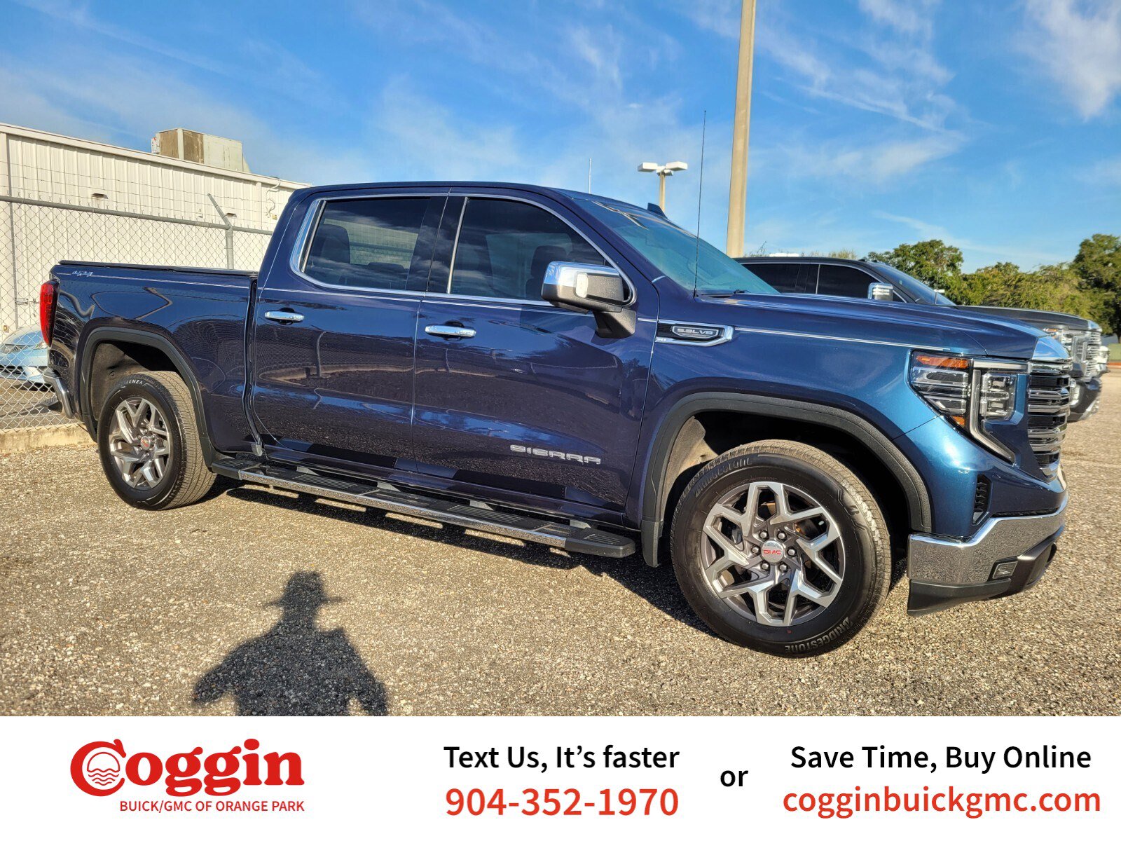 2022 GMC Sierra 1500 SLT's photo