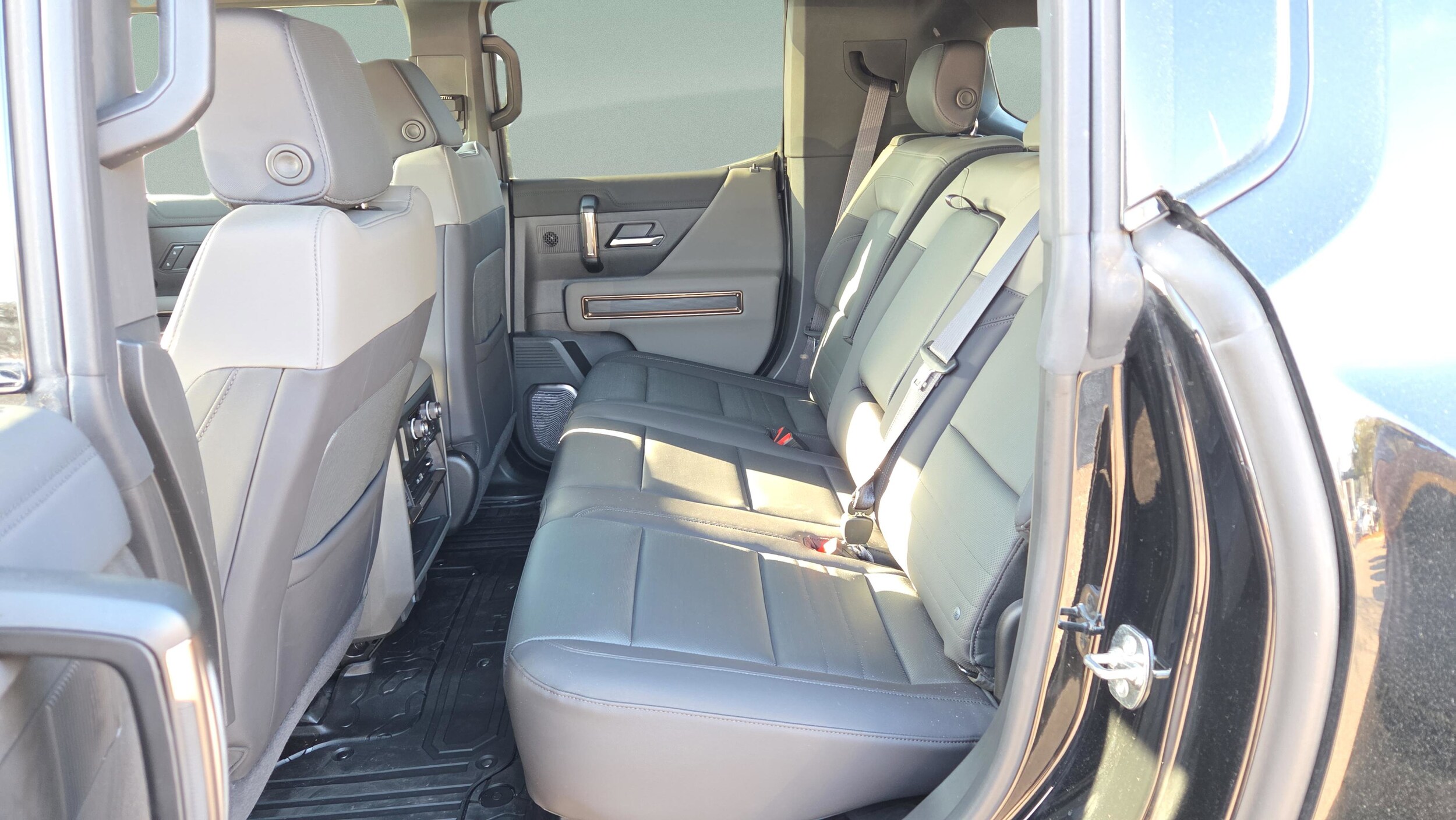 2025 GMC HUMMER EV 3X - Photo 25