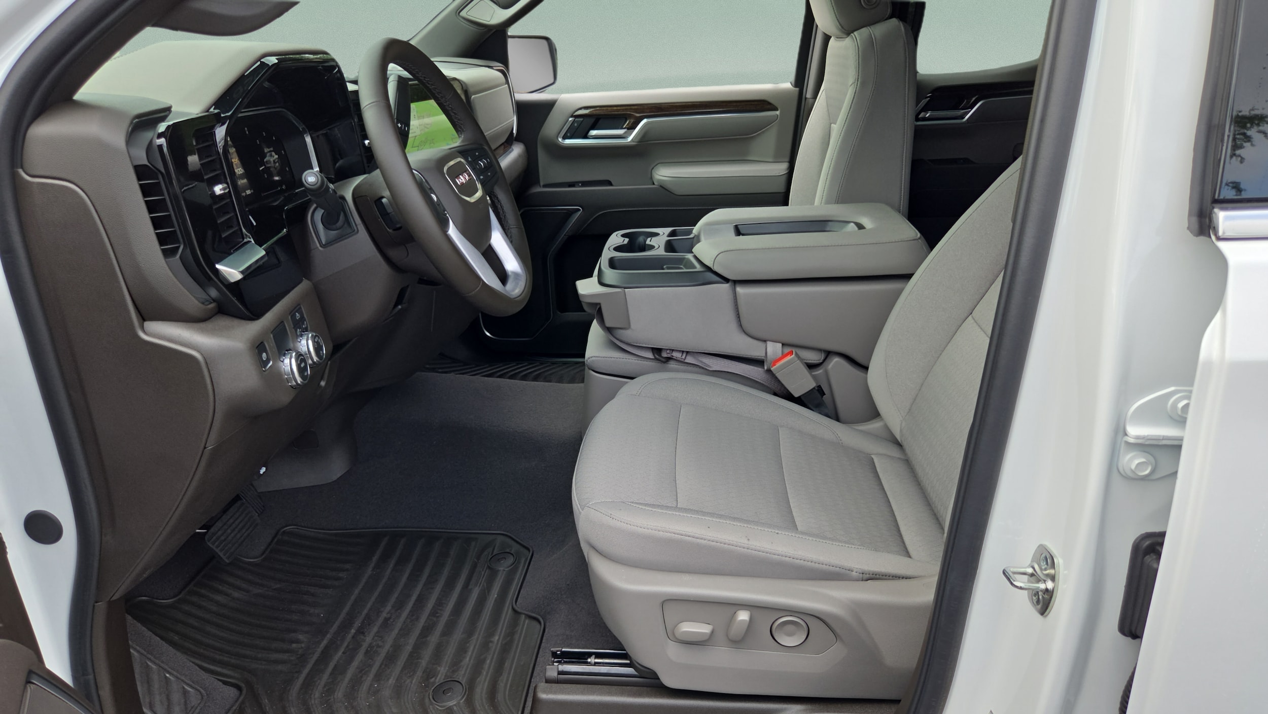 2026 GMC Sierra 1500 SLE - Photo 11