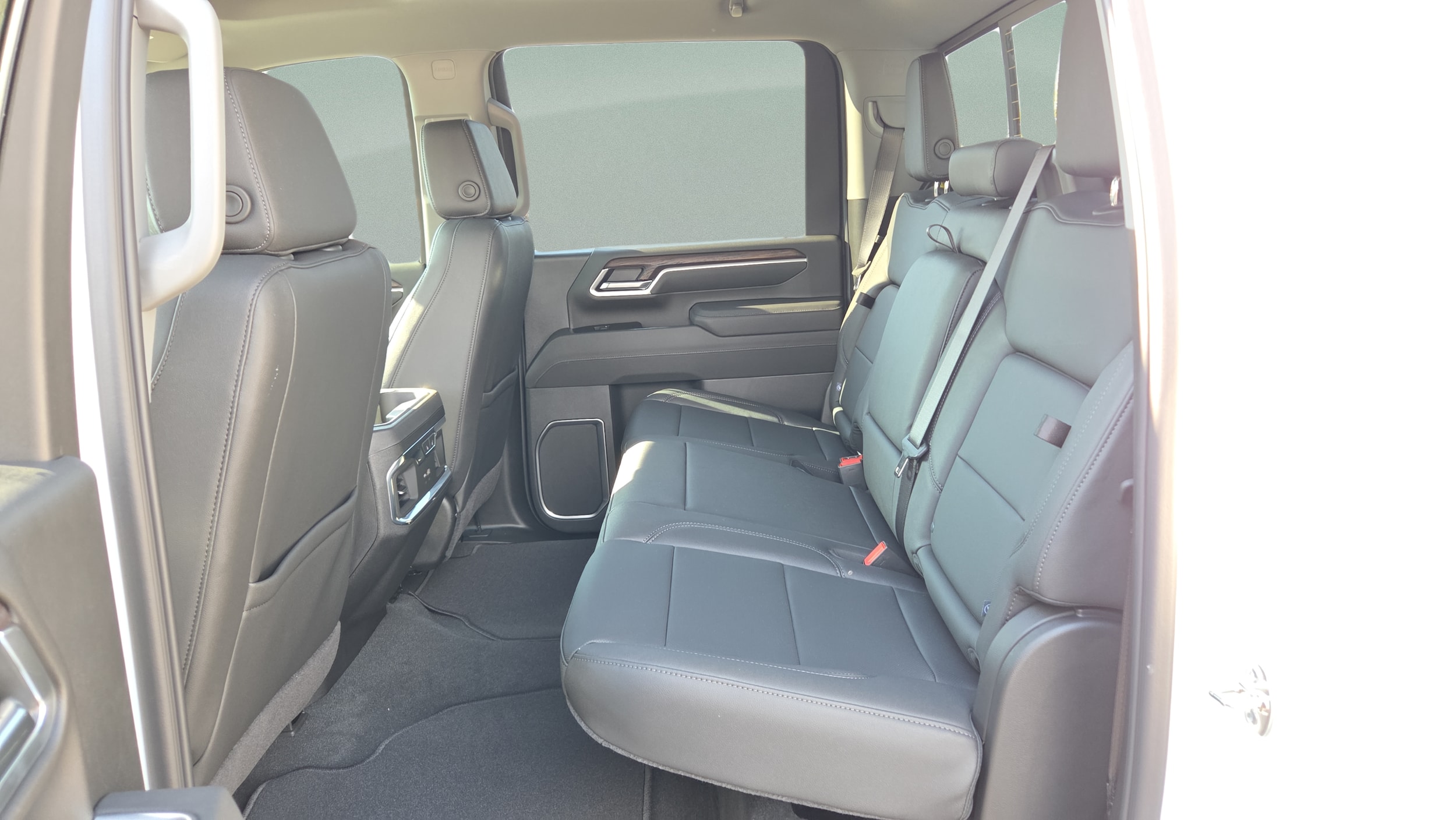 2026 GMC Sierra 3500HD SLT - Photo 21