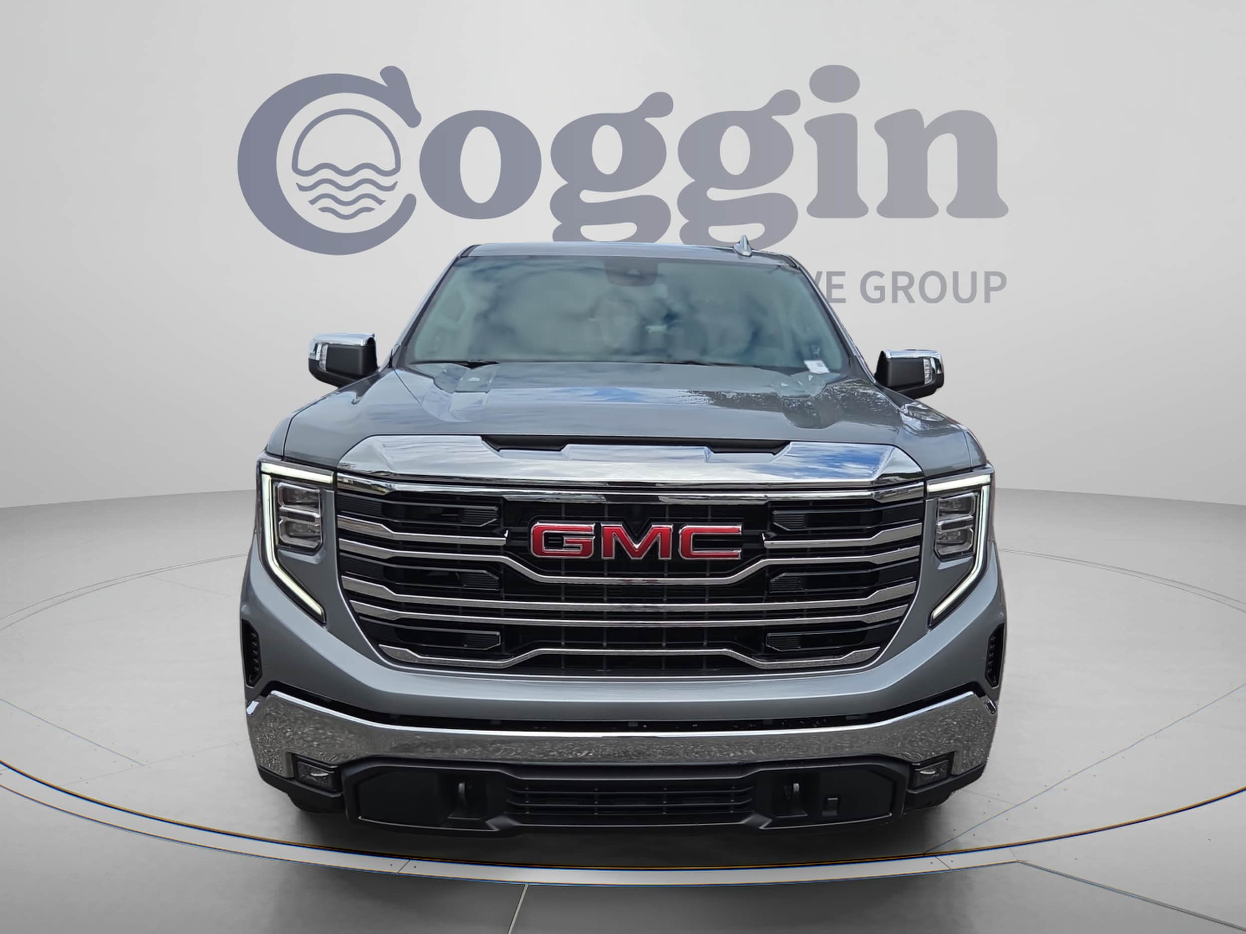 2026 GMC Sierra 1500 SLT - Photo 8