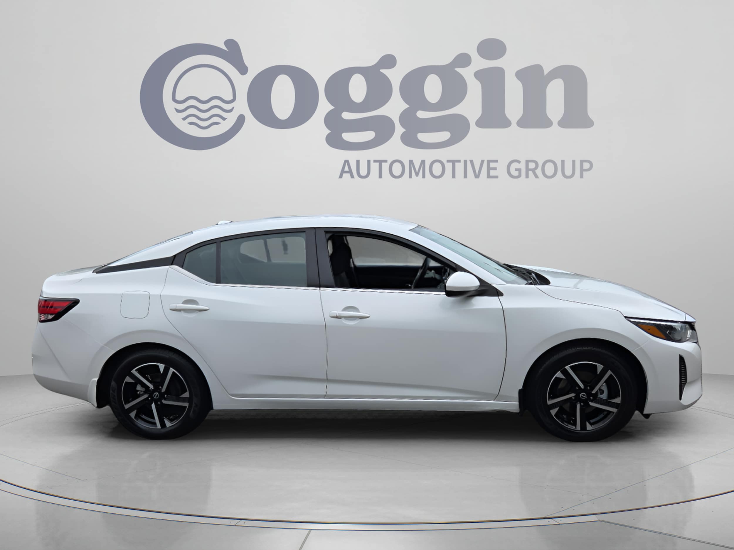 2024 Nissan Sentra SV - Photo 6