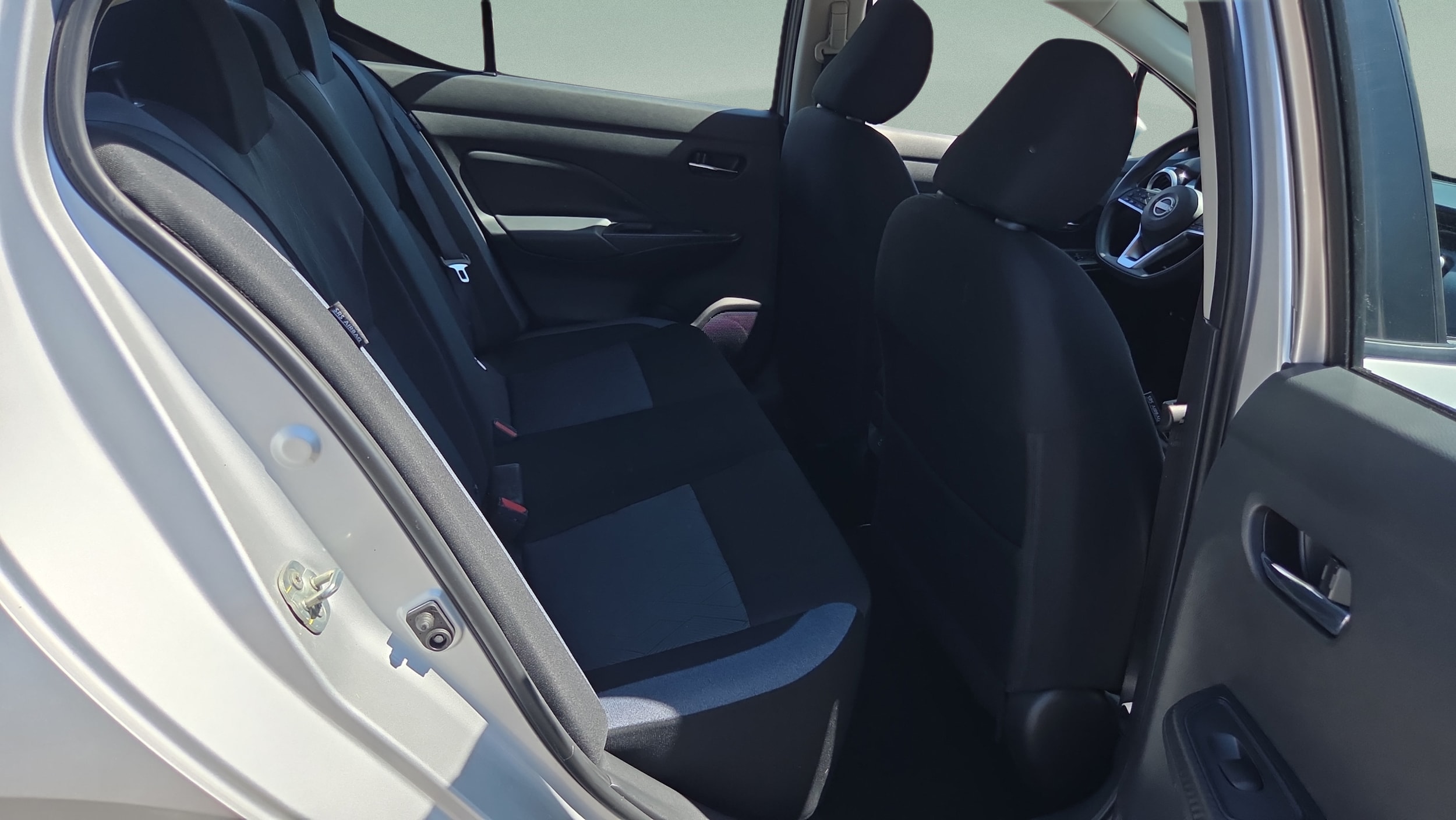 2025 Nissan Versa Sedan SV - Photo 14