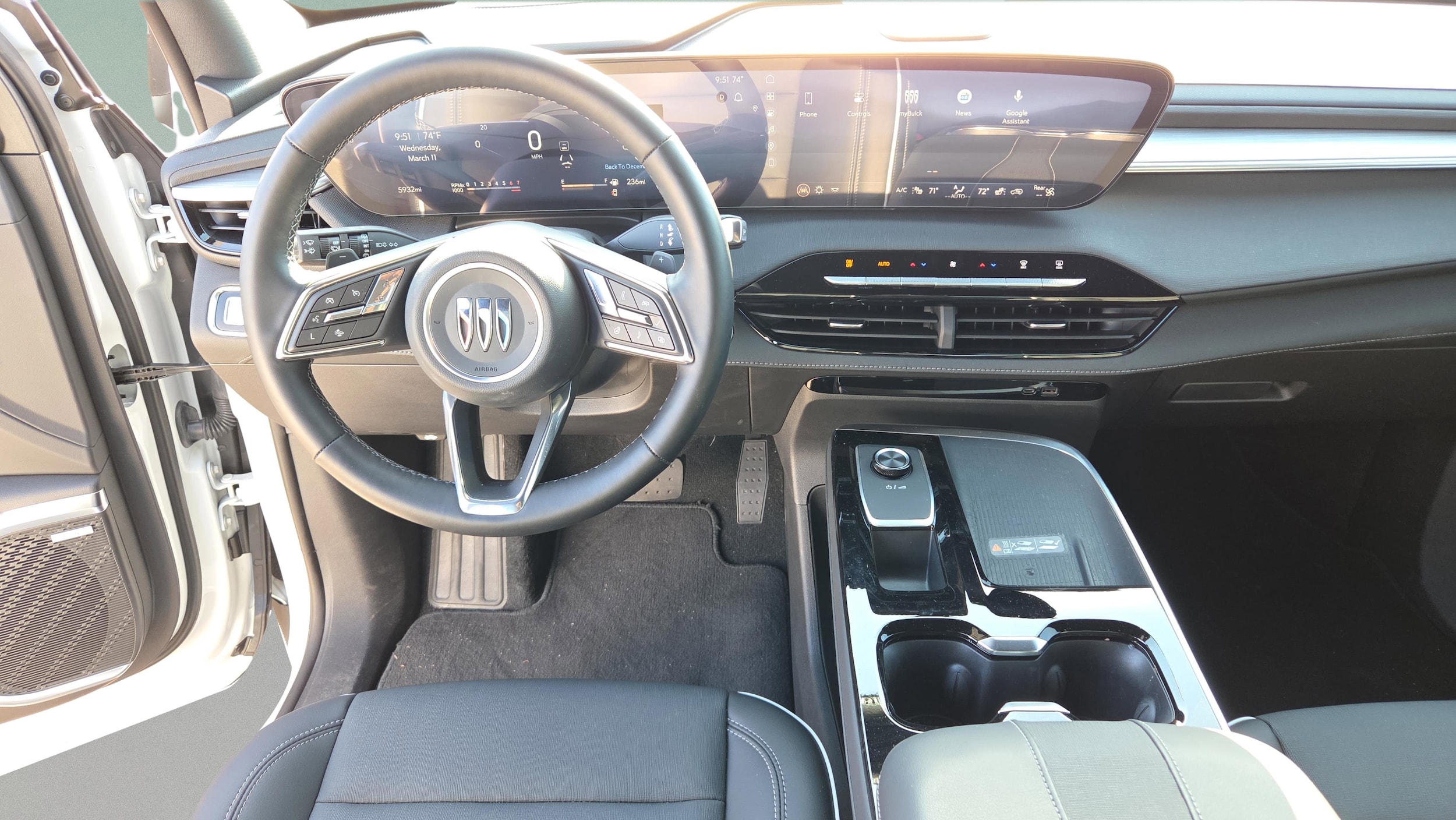 2025 Buick Enclave Preferred - Photo 23