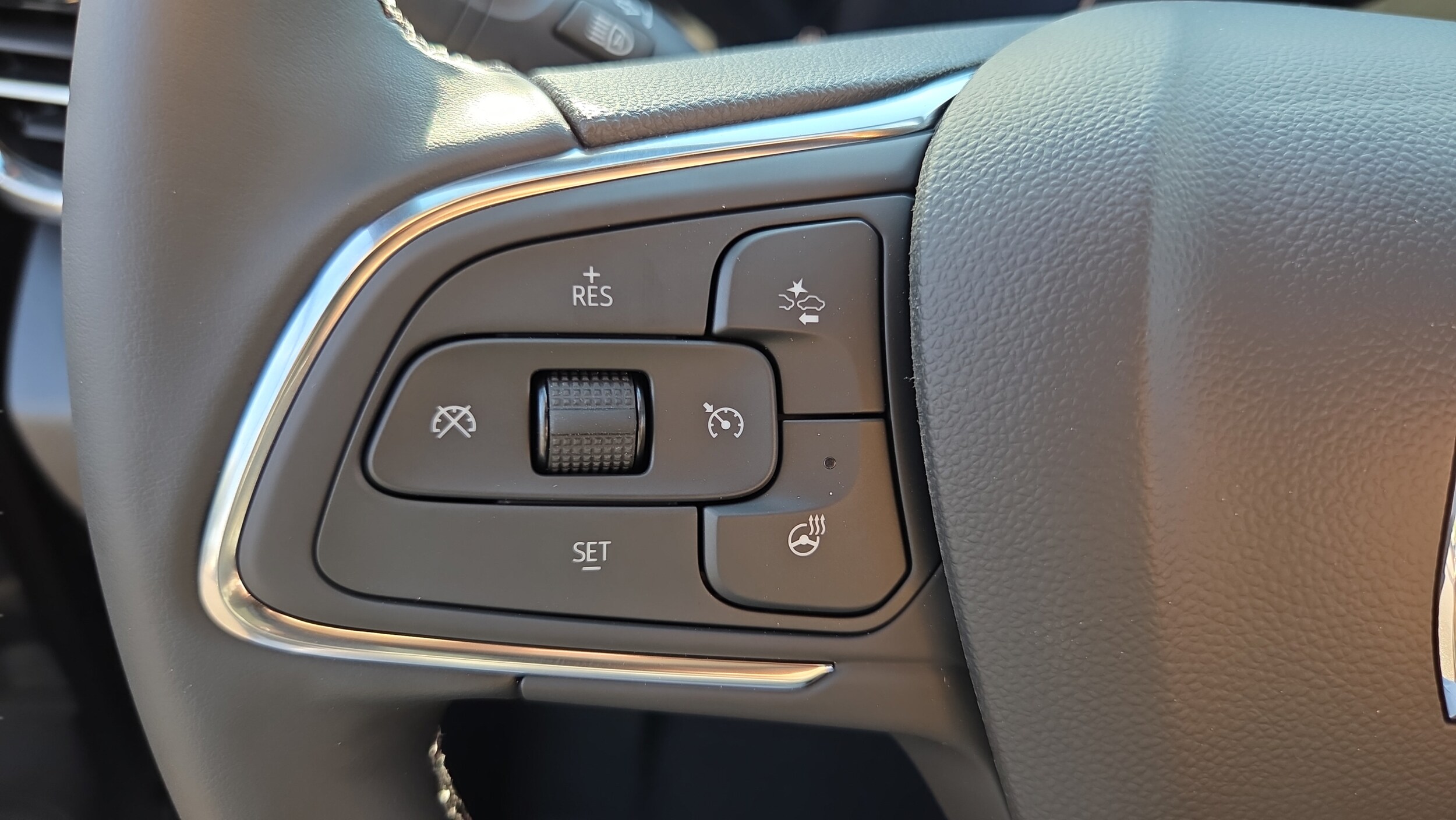 2026 Buick Envista Sport Touring - Photo 24