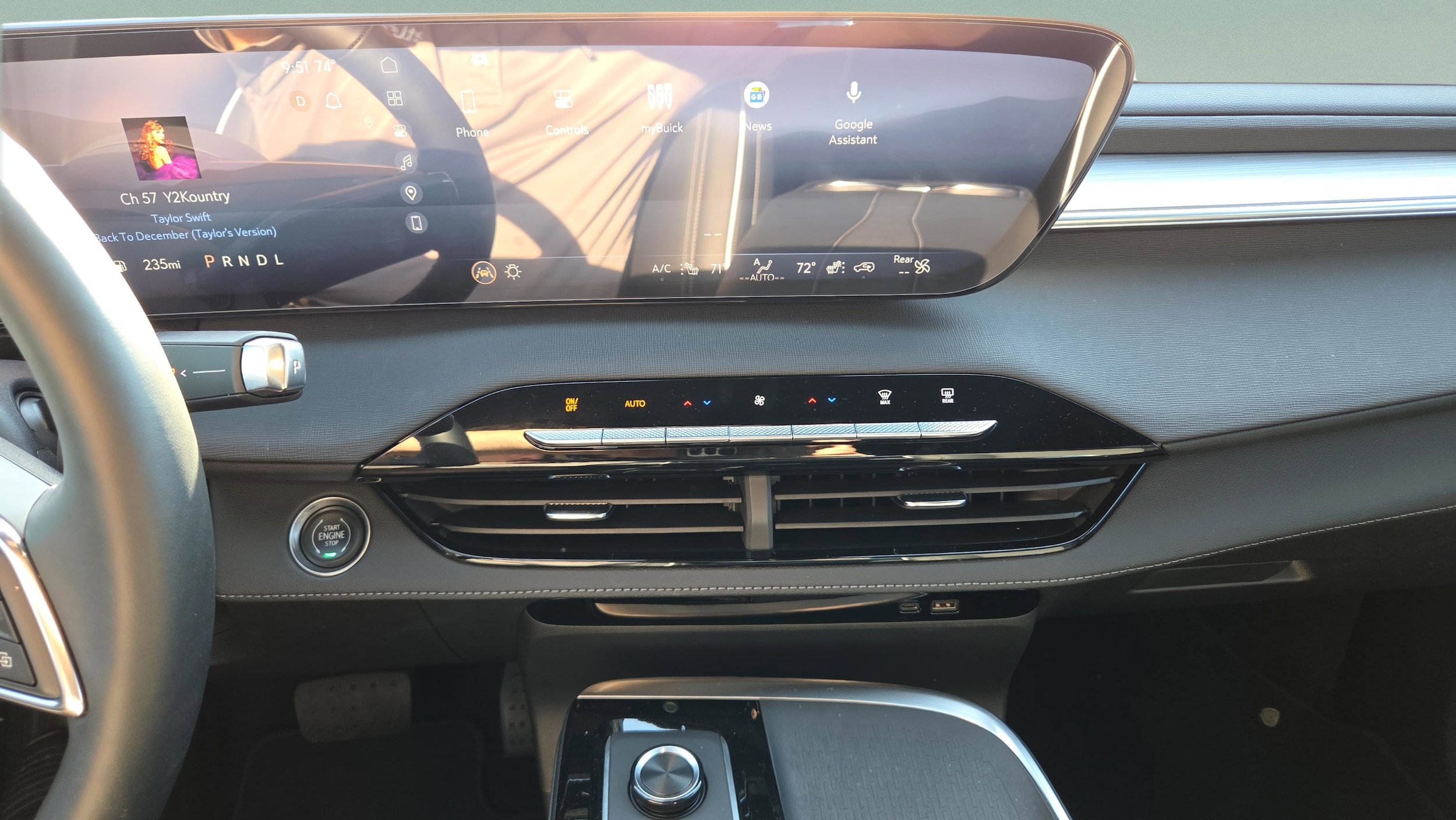 2025 Buick Enclave Preferred - Photo 18