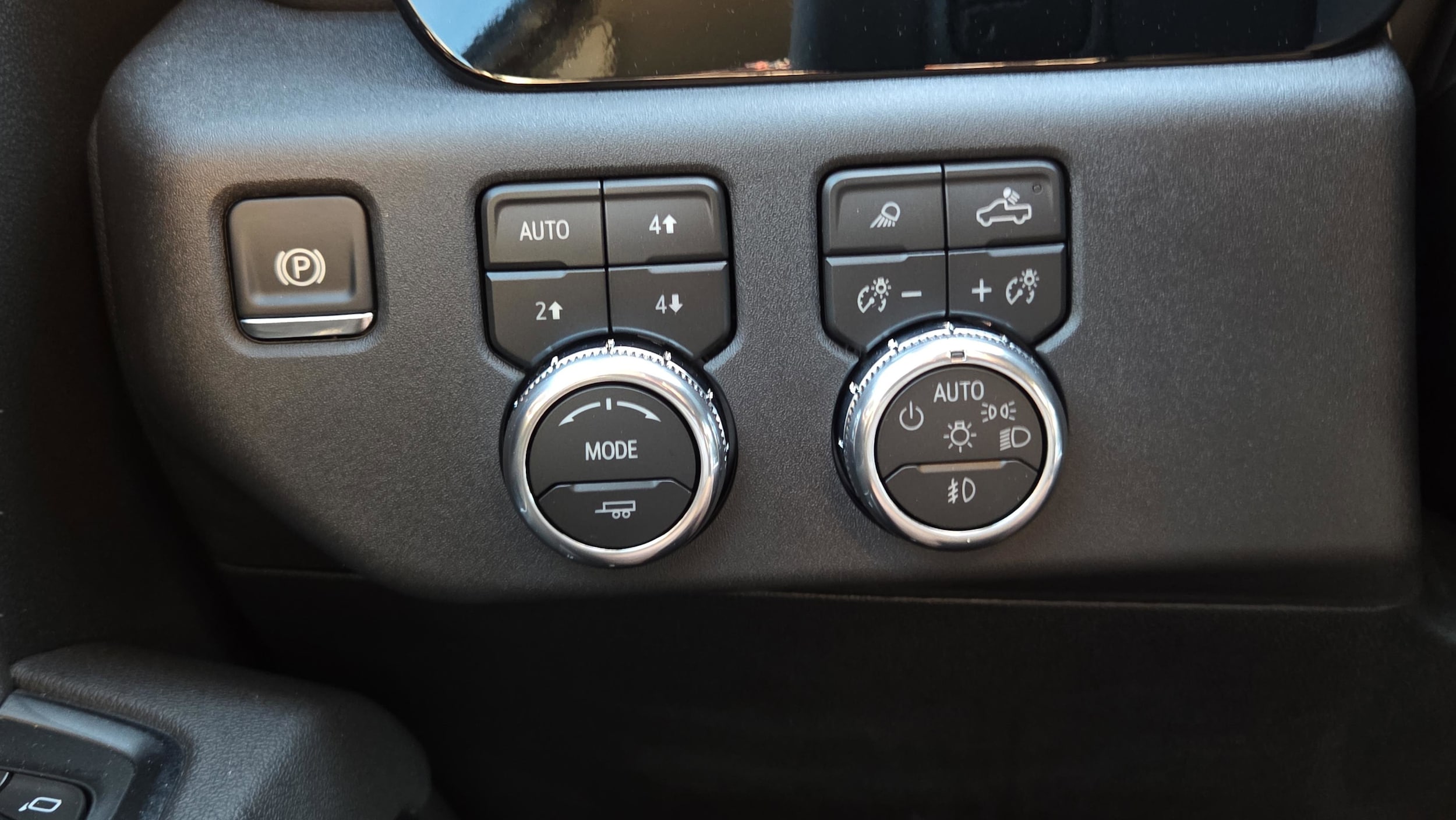 2026 GMC Sierra 2500HD SLT - Photo 14