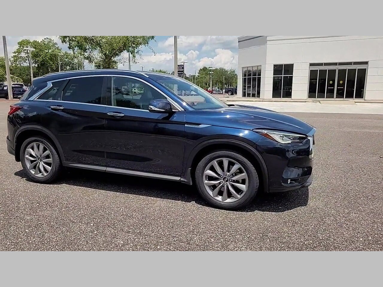2022 Infiniti QX50 Luxe photo 37
