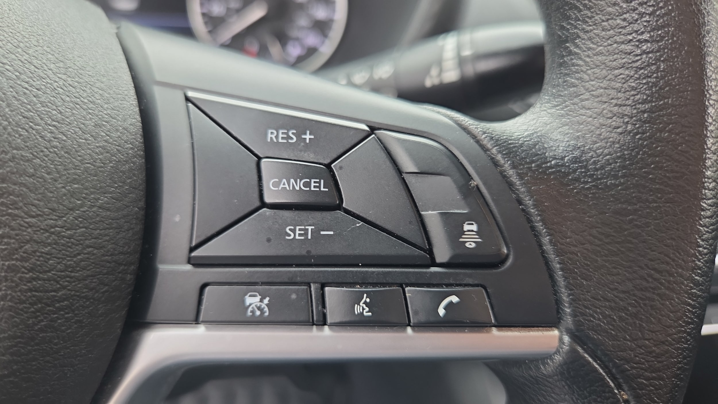 2024 Nissan Sentra SV - Photo 28