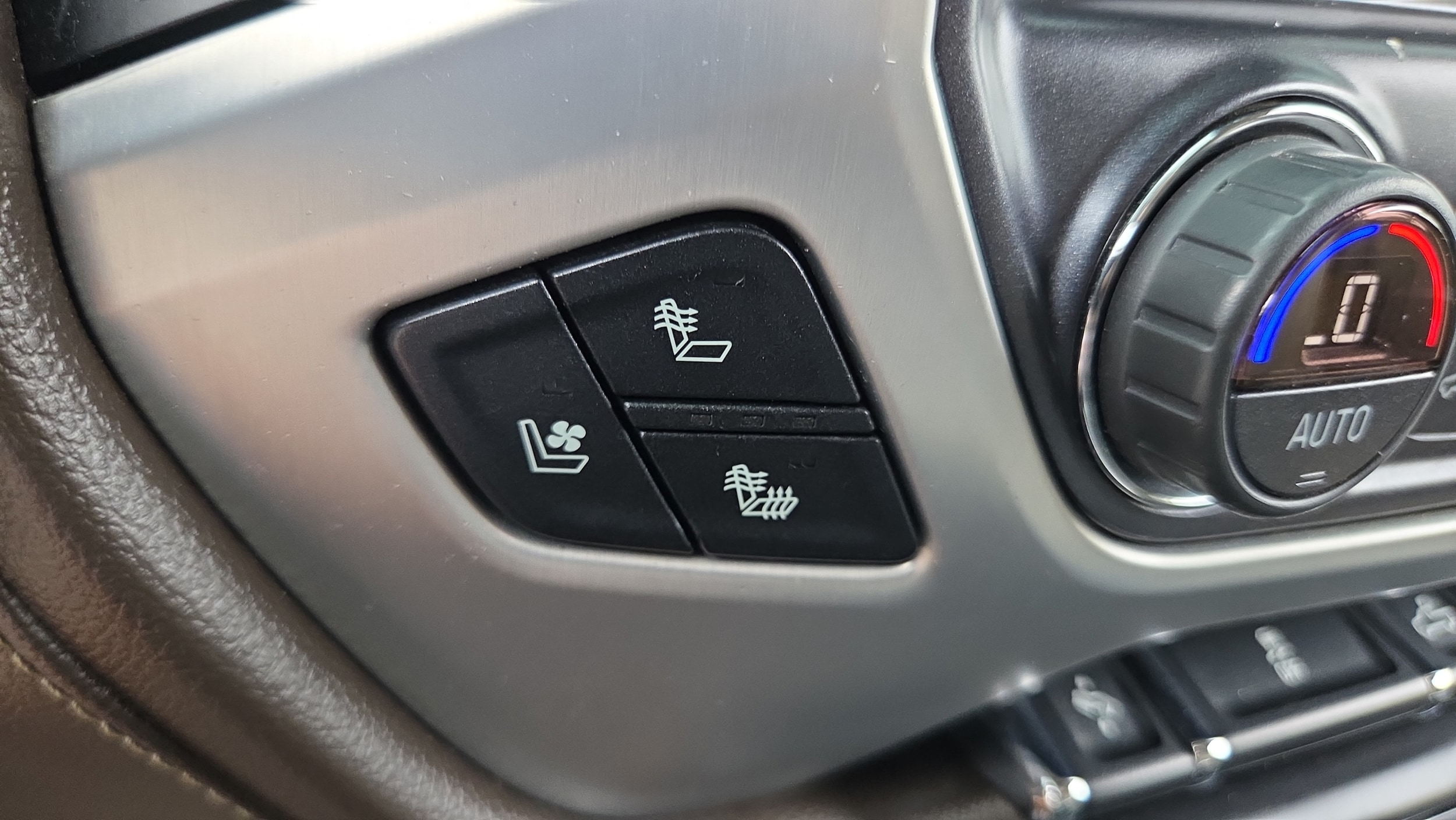 2018 GMC Sierra 1500 SLT - Photo 27