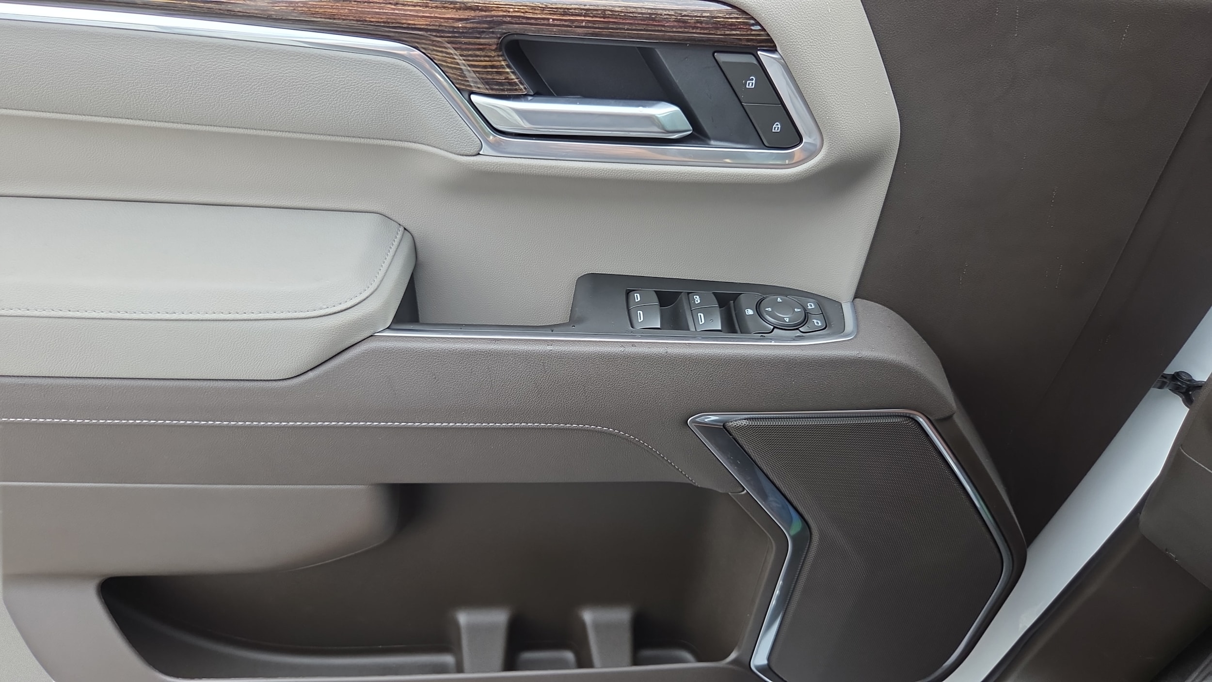 2026 GMC Sierra 1500 SLE - Photo 29