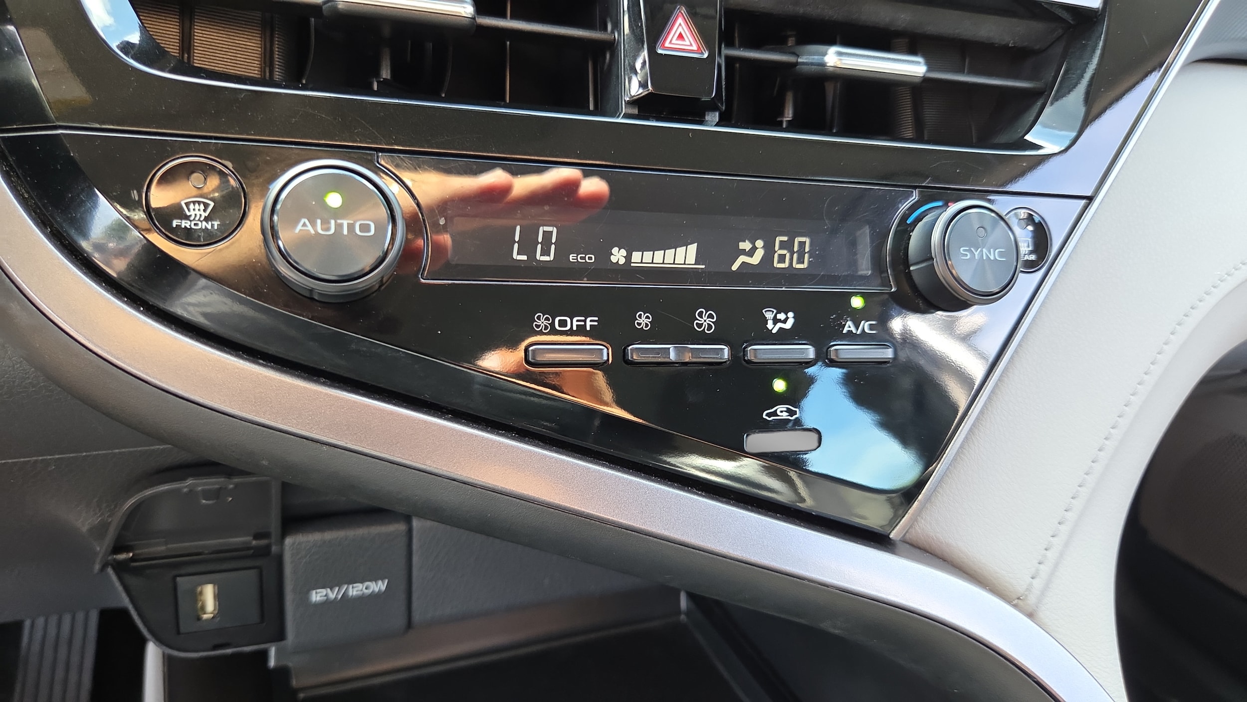 2024 Toyota Camry LE - Photo 20