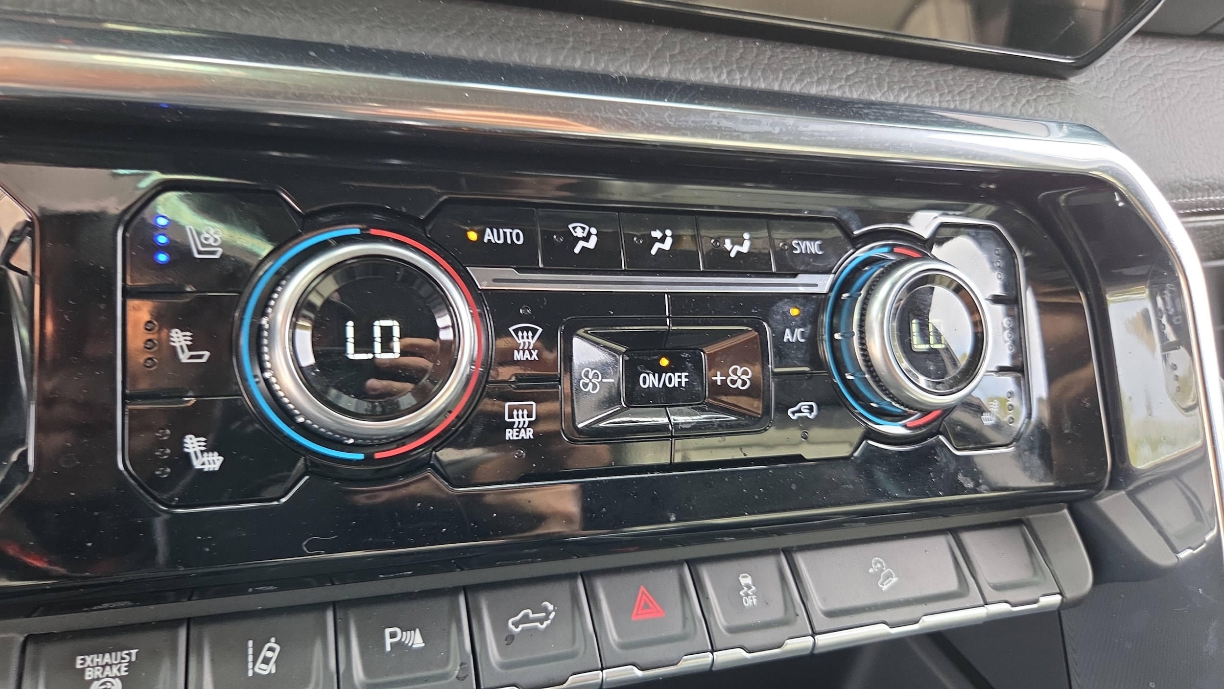 2025 GMC Sierra 2500HD Denali - Photo 28