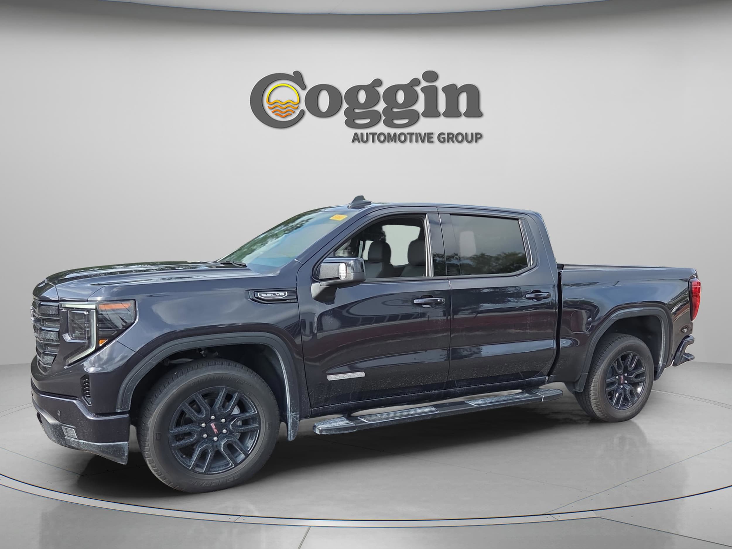 2025 GMC Sierra 2WD Crew Cab Short Box Elevation's photo