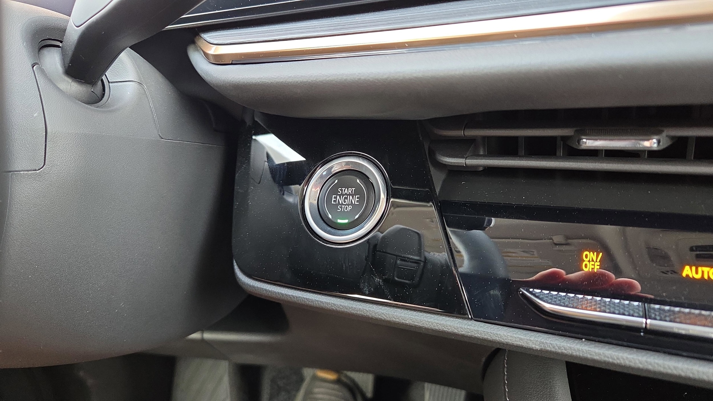 2025 Buick Envision Avenir - Photo 16