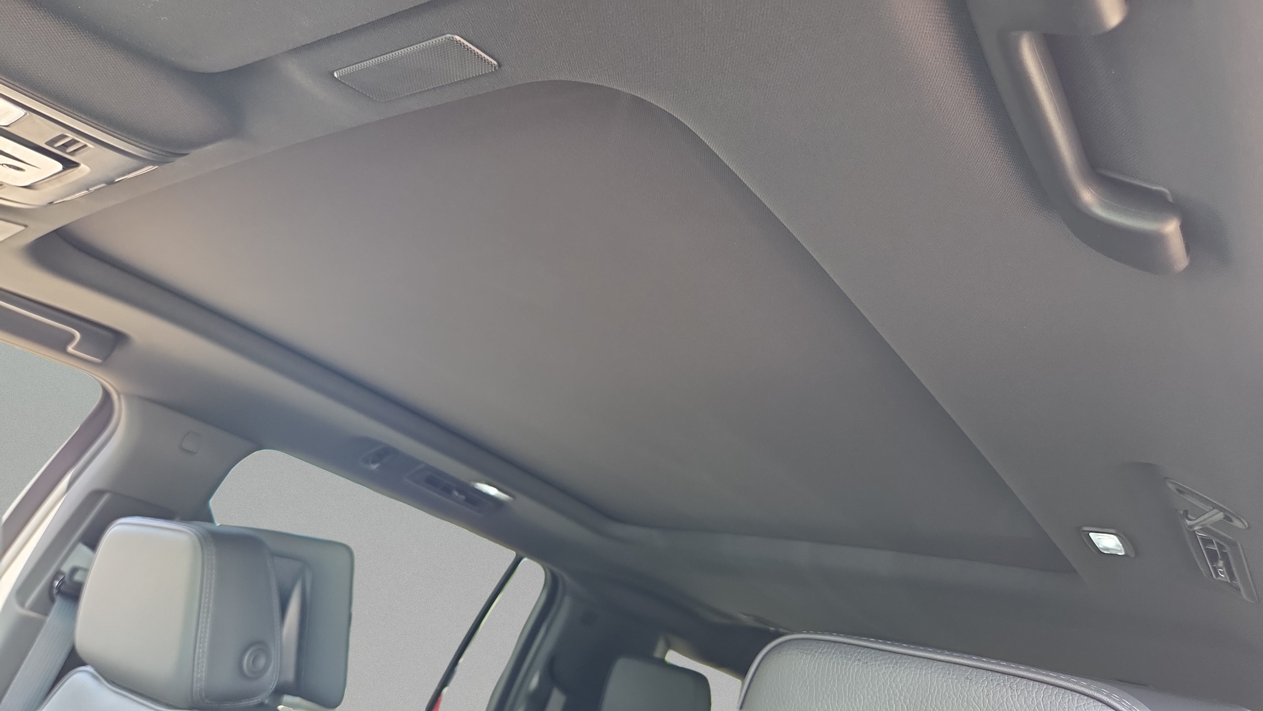 2026 GMC Yukon XL Denali - Photo 17