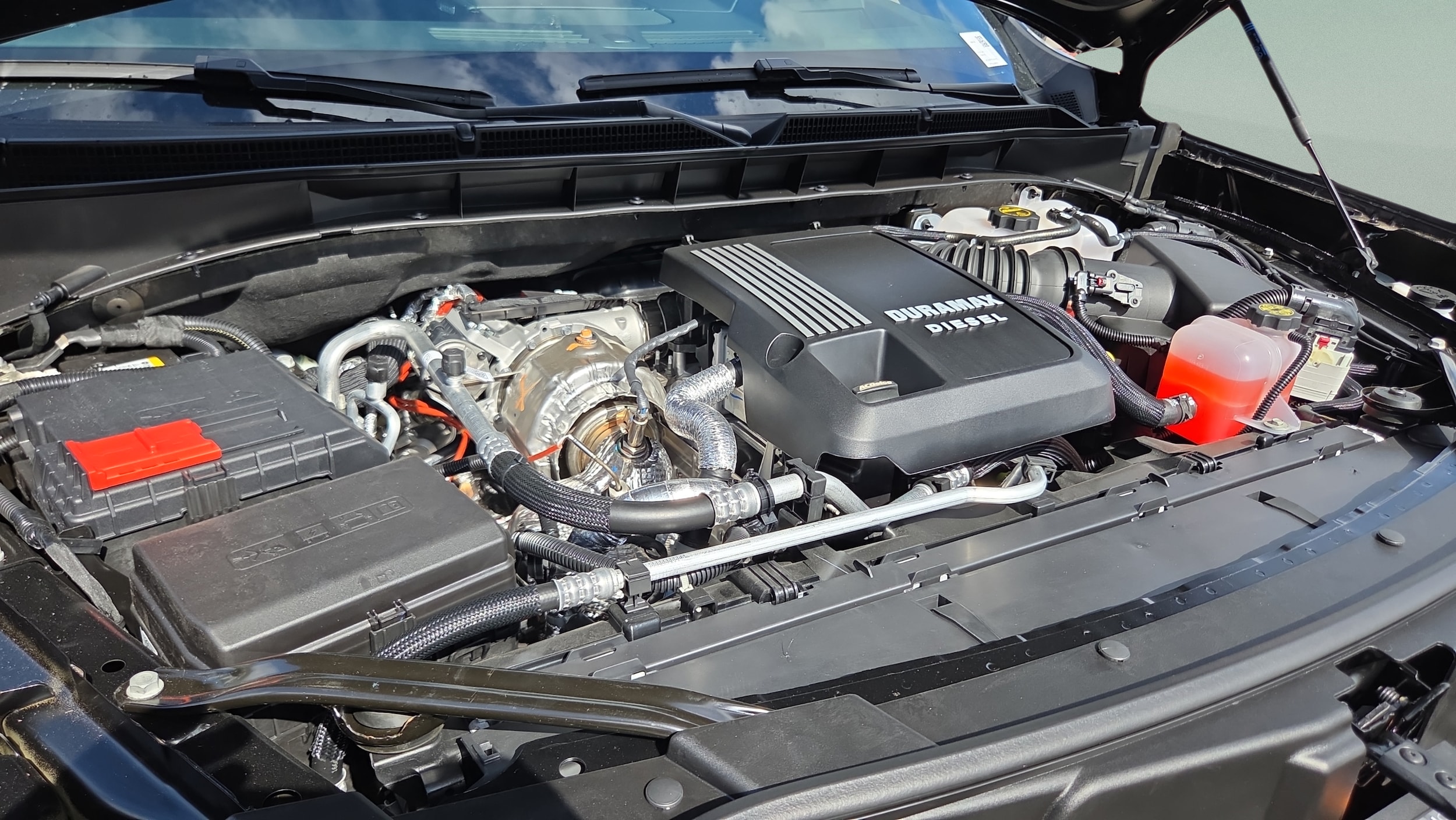 2026 GMC Yukon XL Denali - Photo 19