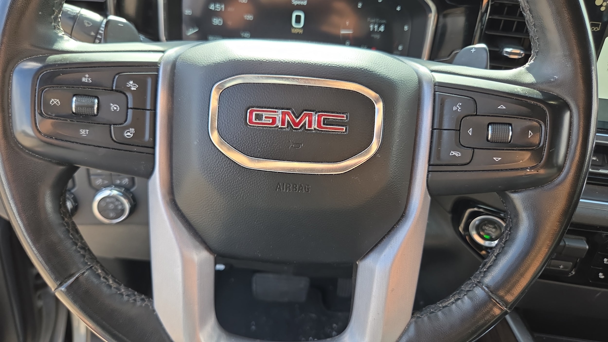 2023 GMC Sierra 1500 SLT - Photo 28