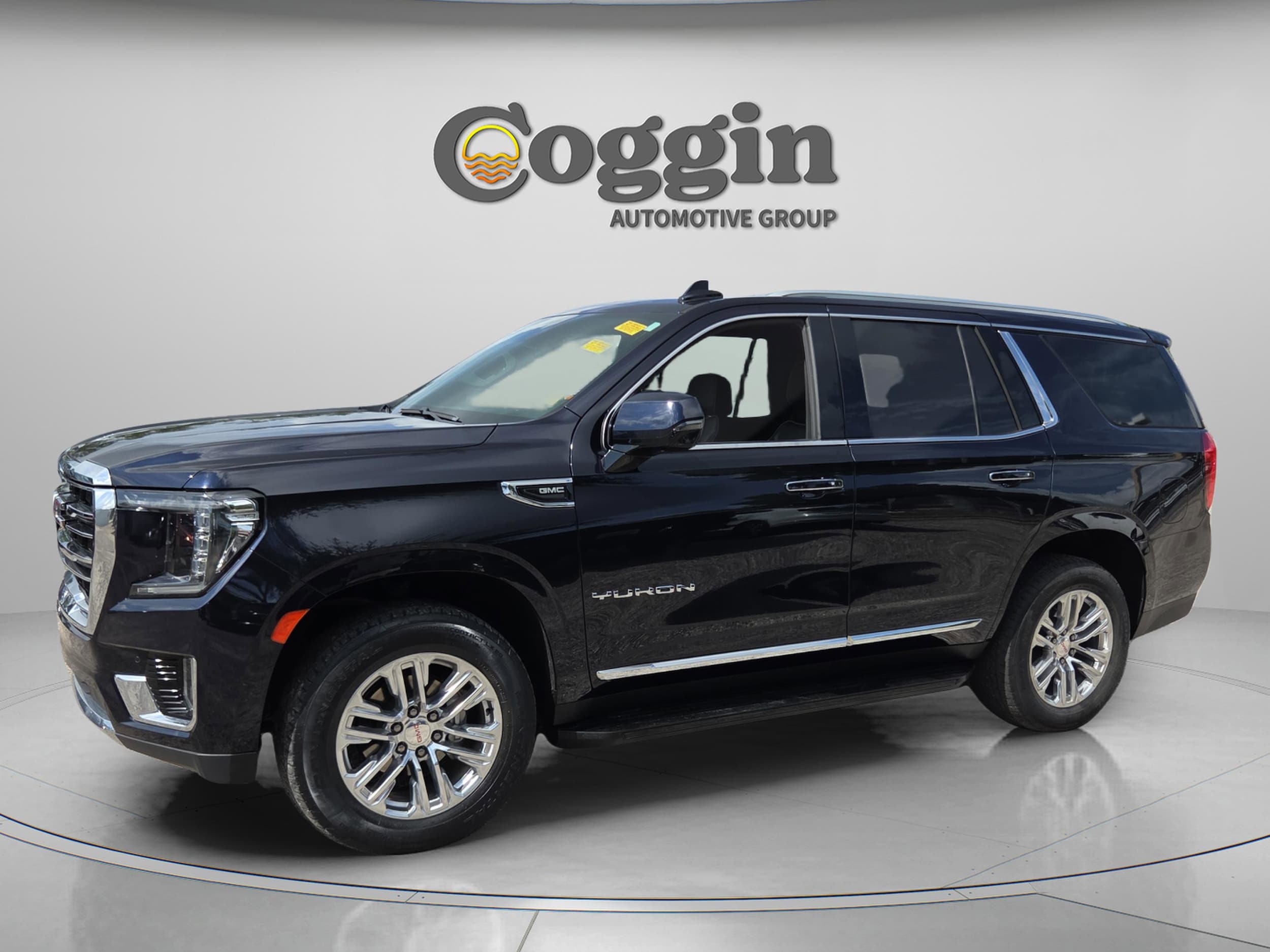 2023 GMC Yukon 4WD SLT's photo