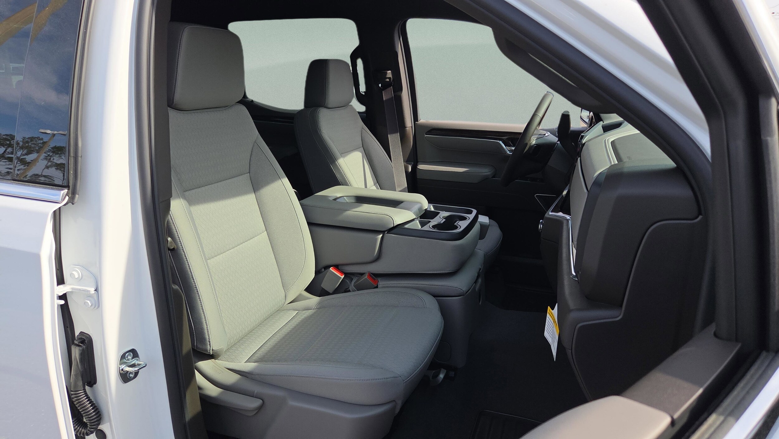 2026 GMC Sierra 1500 SLE - Photo 16