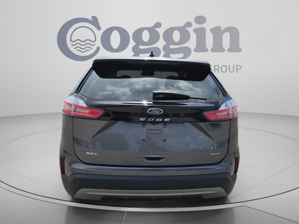 Used 2024 Ford Edge SEL
