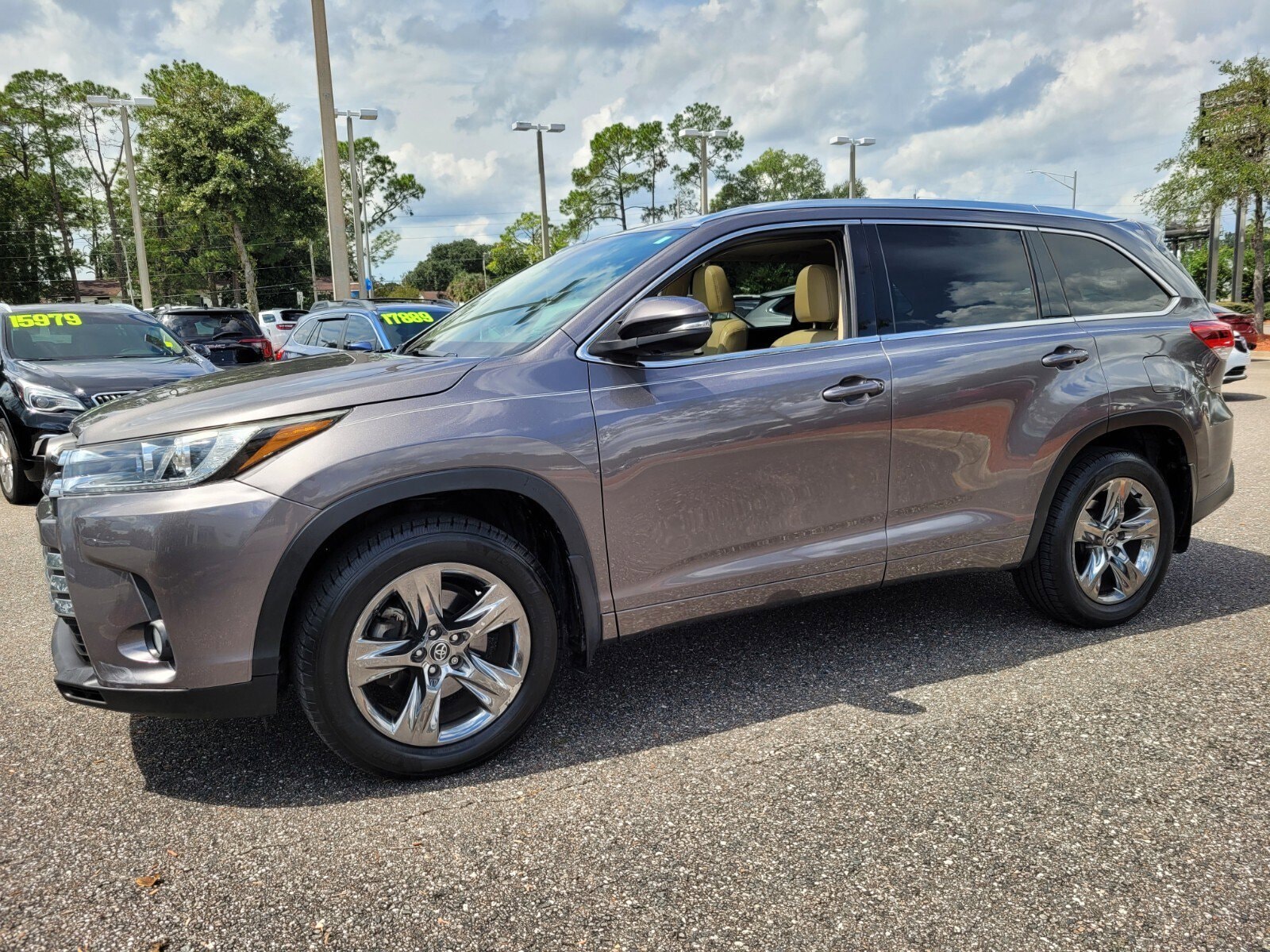 Used 2017 Toyota Highlander Limited with VIN 5TDDZRFH1HS452749 for sale in Jacksonville, FL