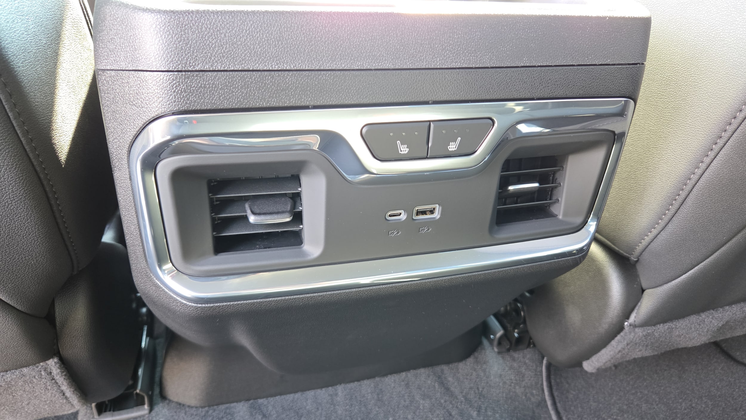 2026 GMC Sierra 3500HD SLT - Photo 22