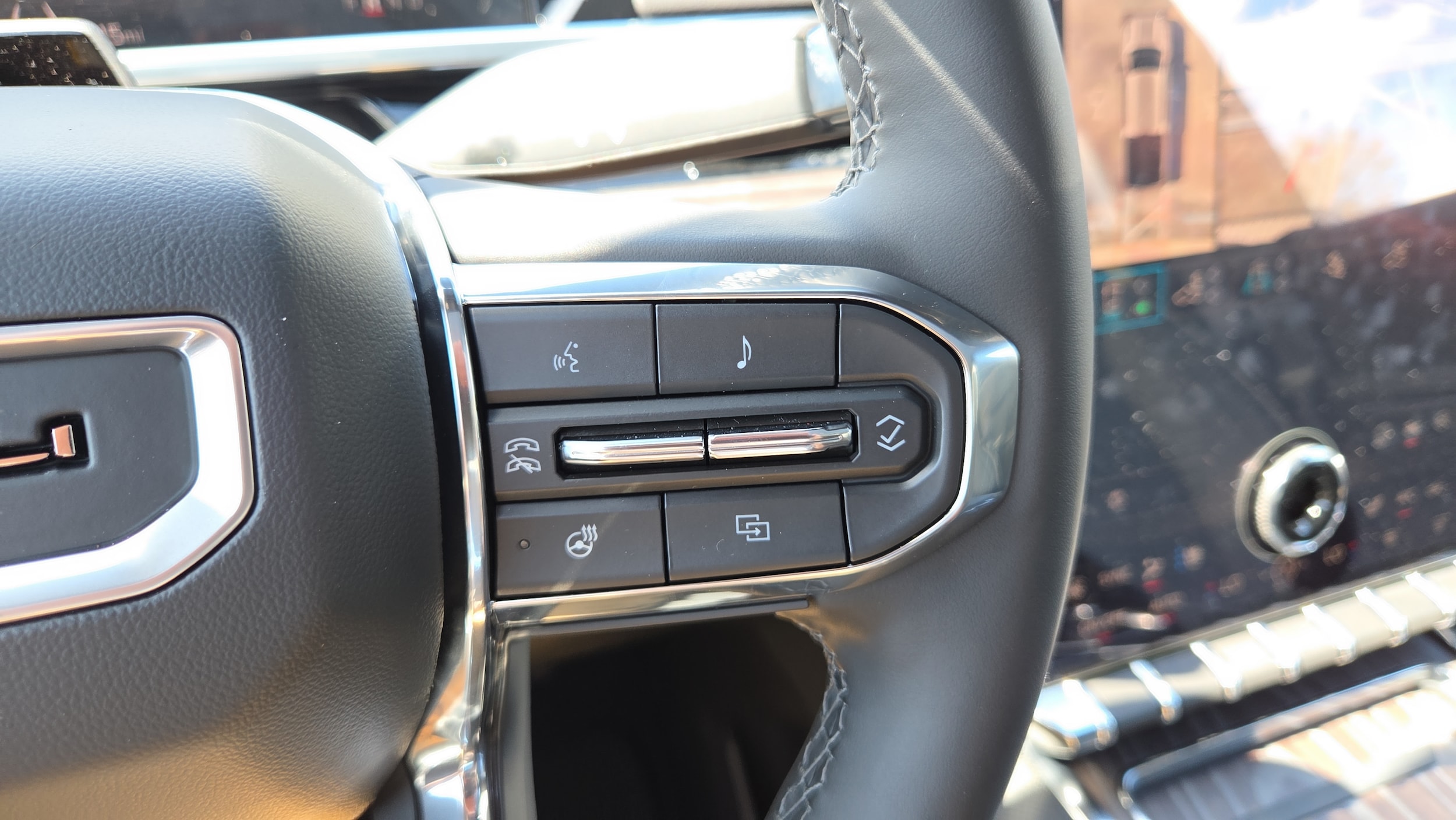 2025 GMC Sierra EV Denali - Photo 12
