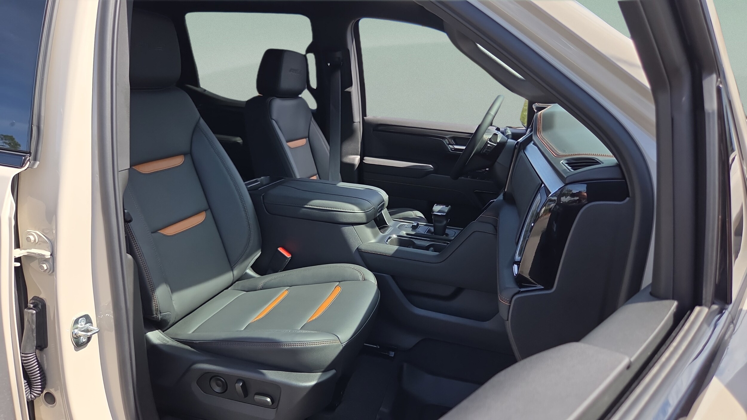 2026 GMC Sierra 1500 AT4 - Photo 15