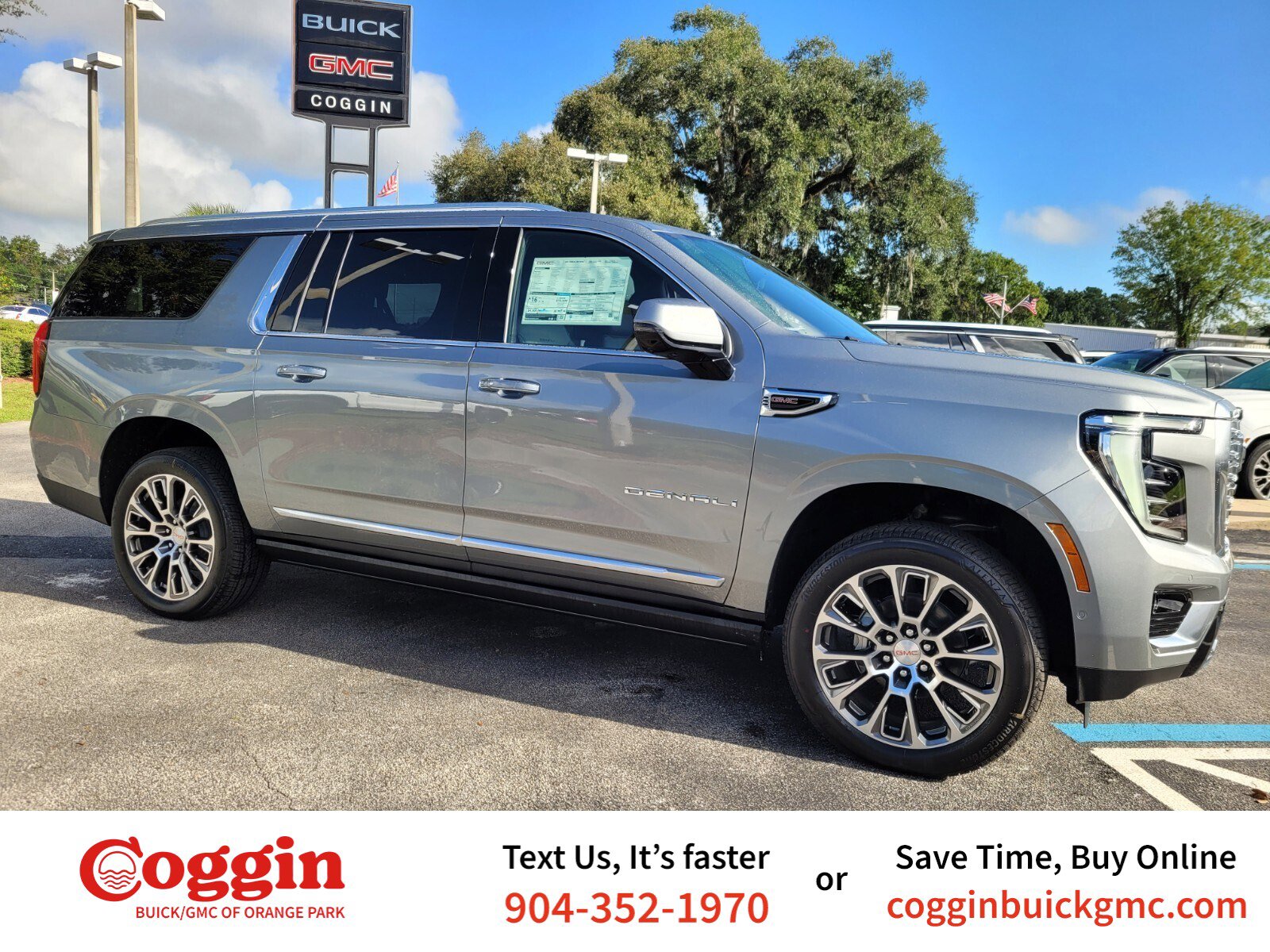 2025 GMC Yukon XL Denali's photo