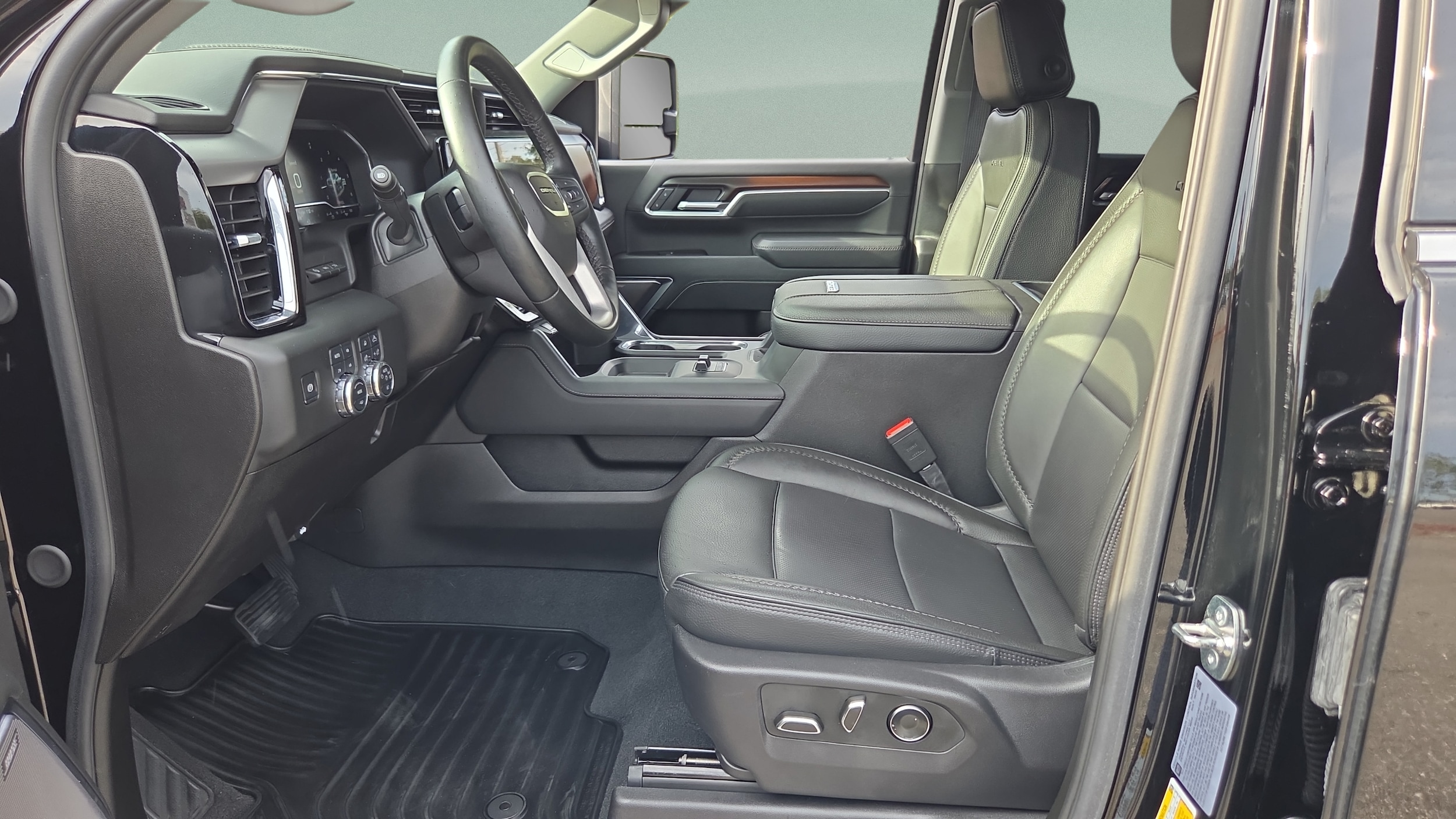 2025 GMC Sierra 2500HD Denali - Photo 11