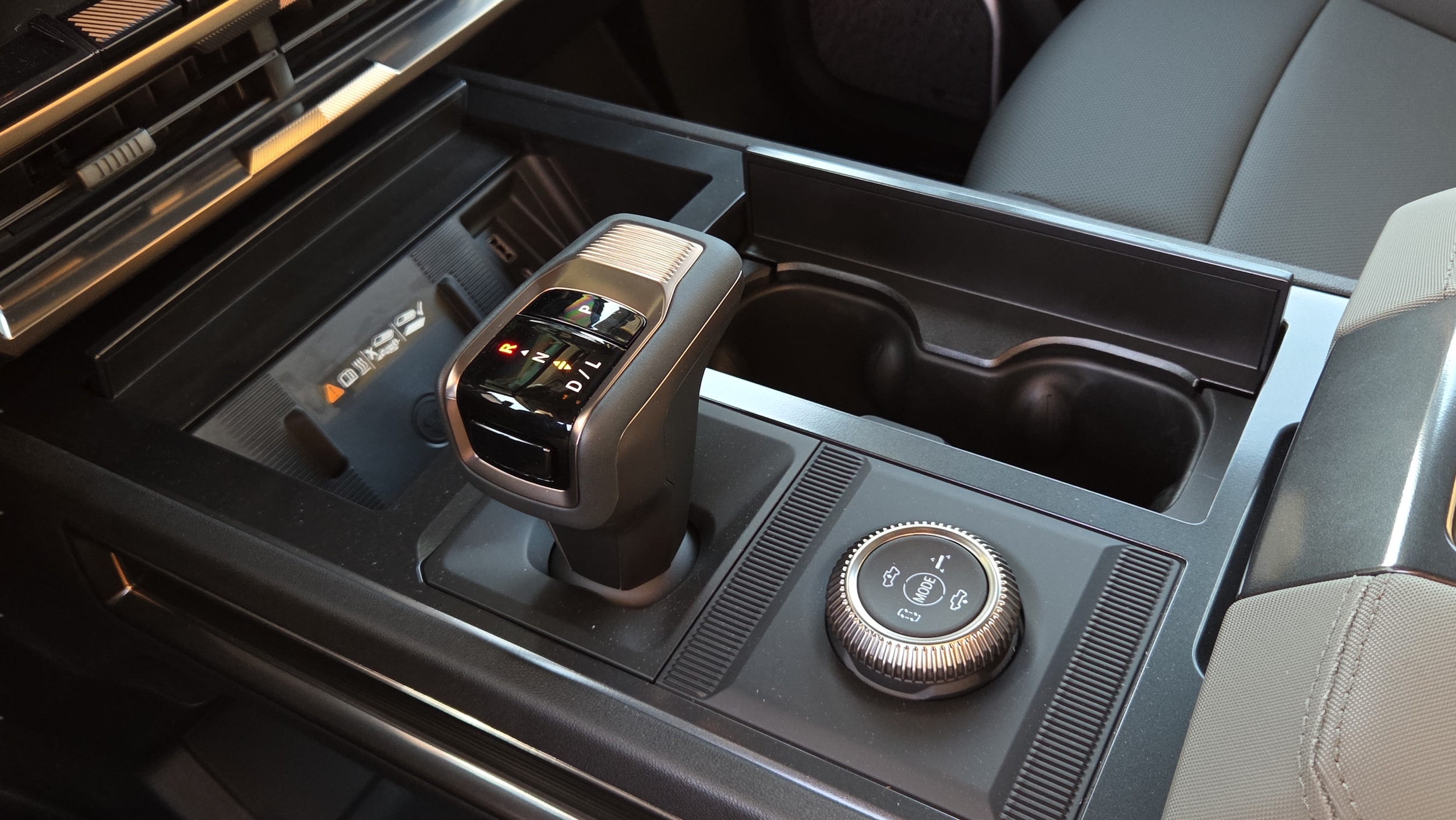 2025 GMC HUMMER EV 3X - Photo 14