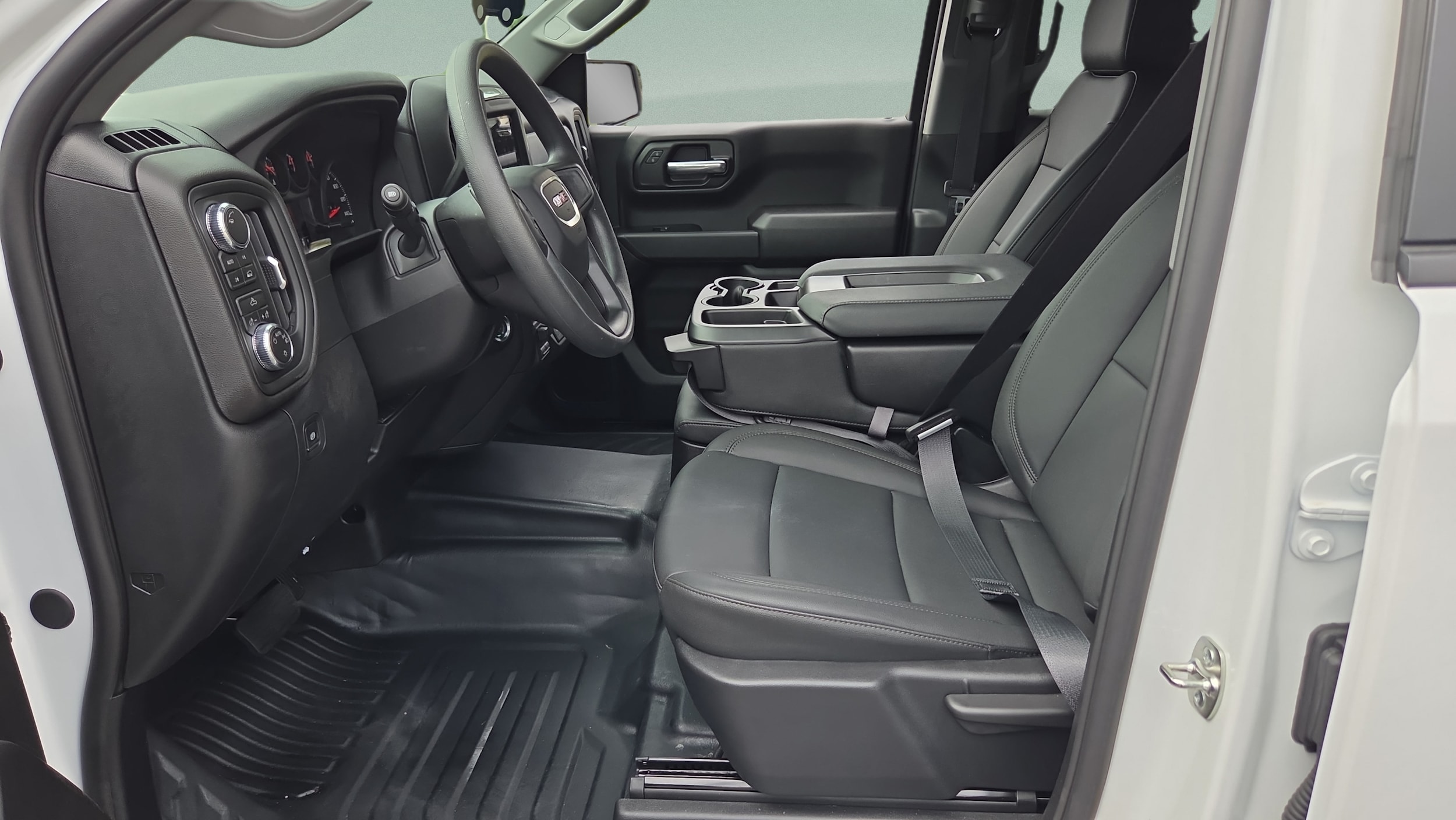 2026 GMC Sierra 1500 Pro - Photo 9