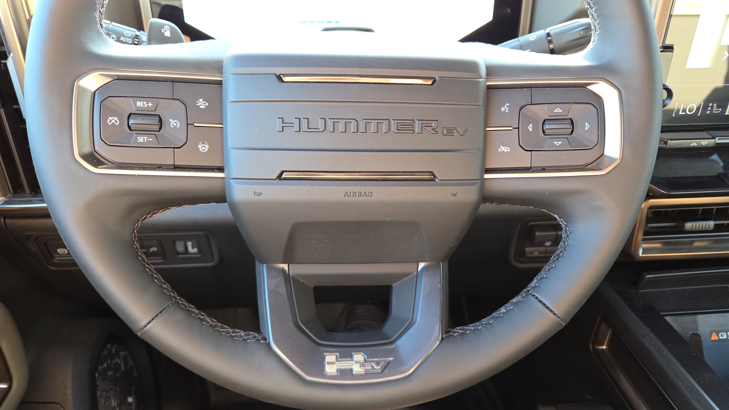 2025 GMC HUMMER EV 3X - Photo 14