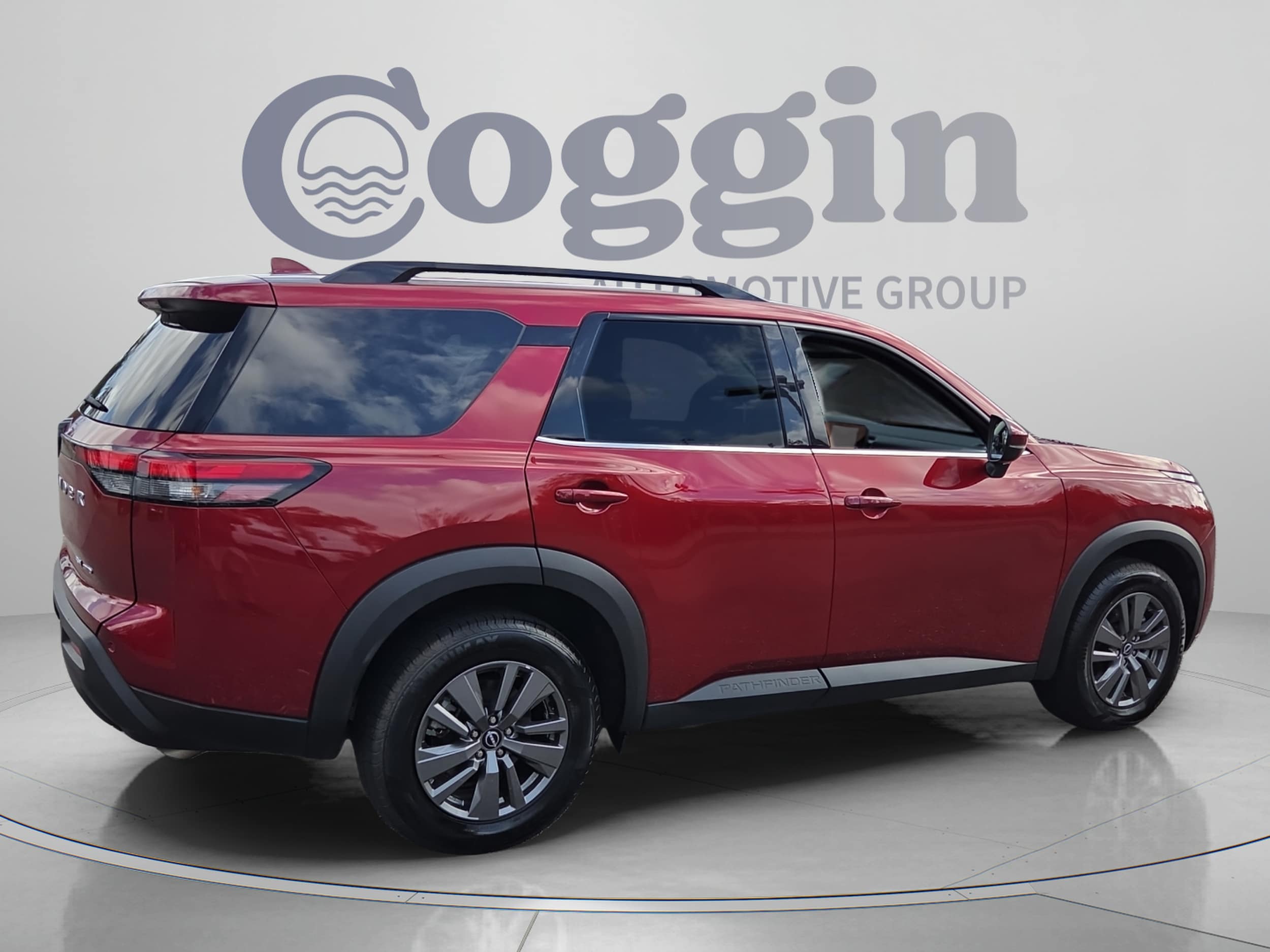 2024 Nissan Pathfinder SV - Photo 5