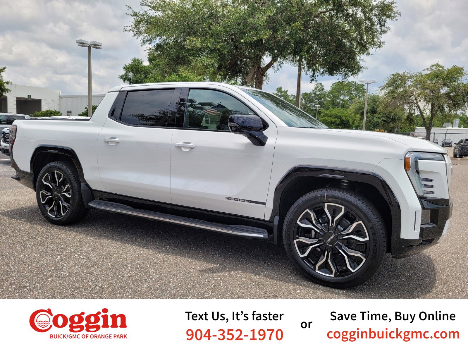 2025 GMC Sierra EV Denali's photo