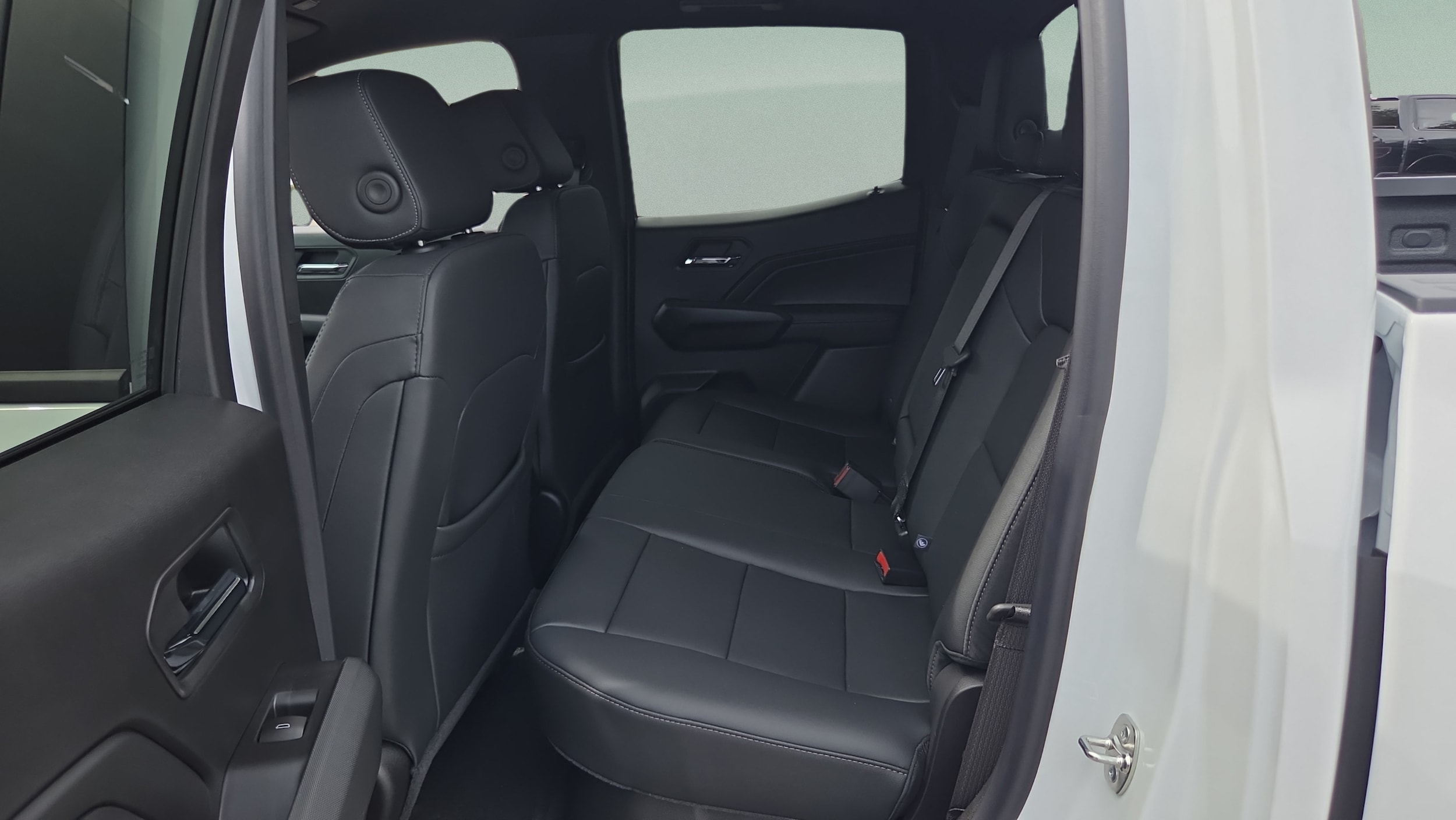 2026 GMC Canyon Elevation - Photo 11