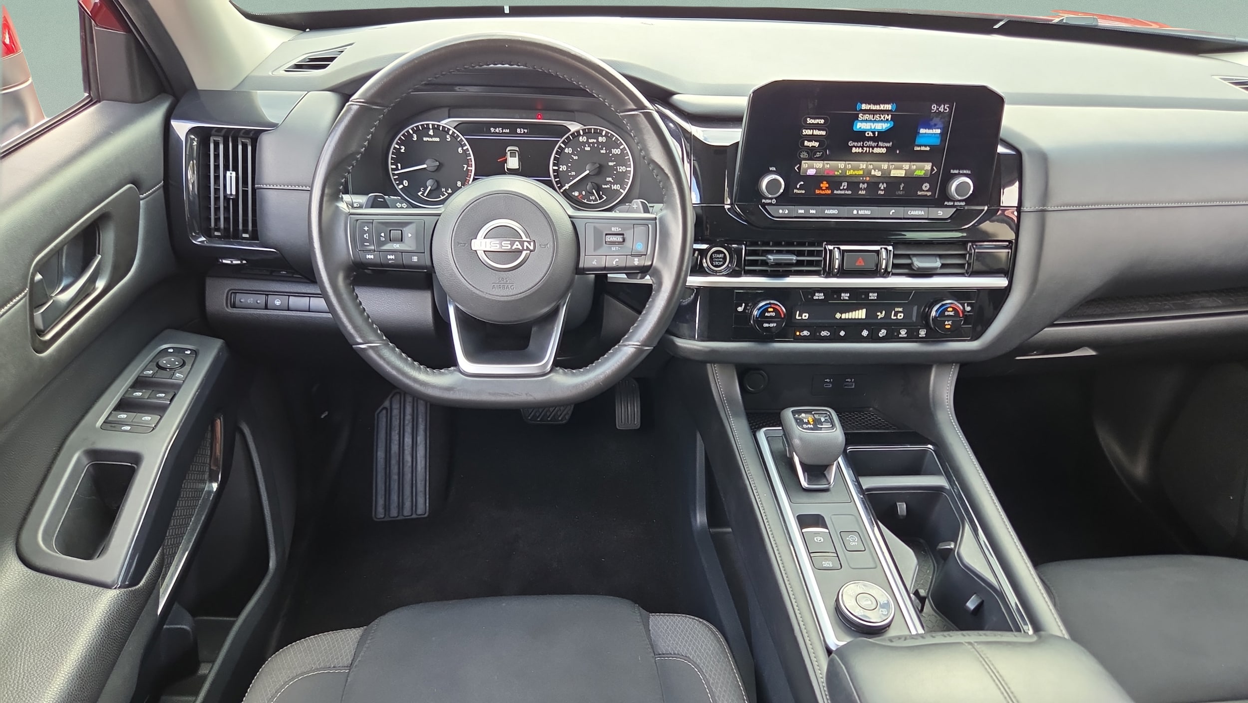 2024 Nissan Pathfinder SV - Photo 12