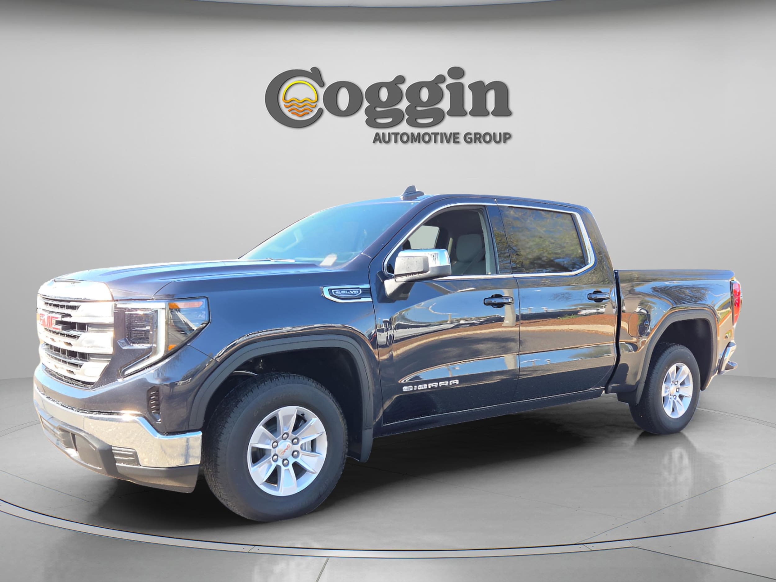 2026 GMC Sierra 2WD Crew Cab Short Box SLE's photo