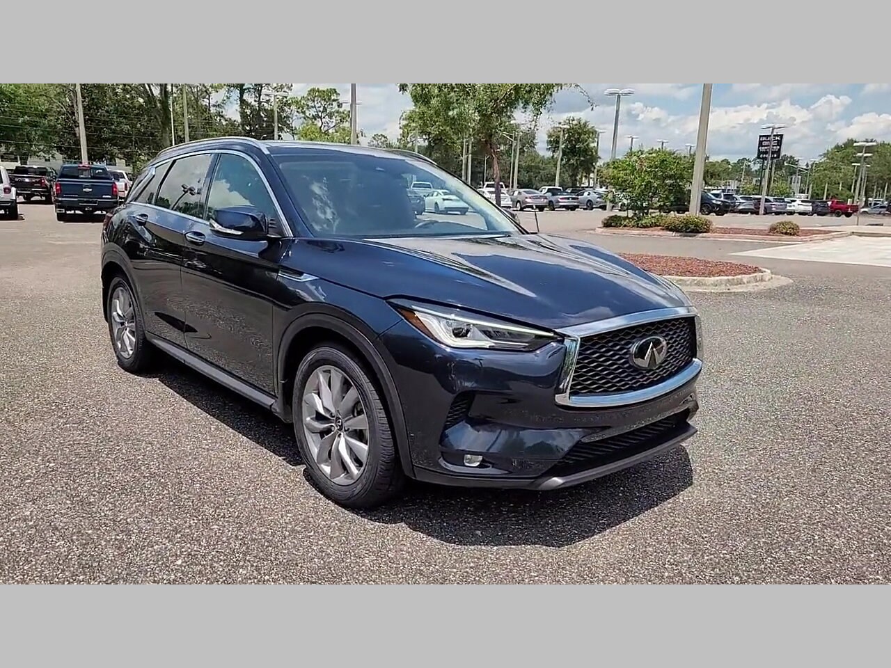 2022 Infiniti QX50 Luxe photo 40